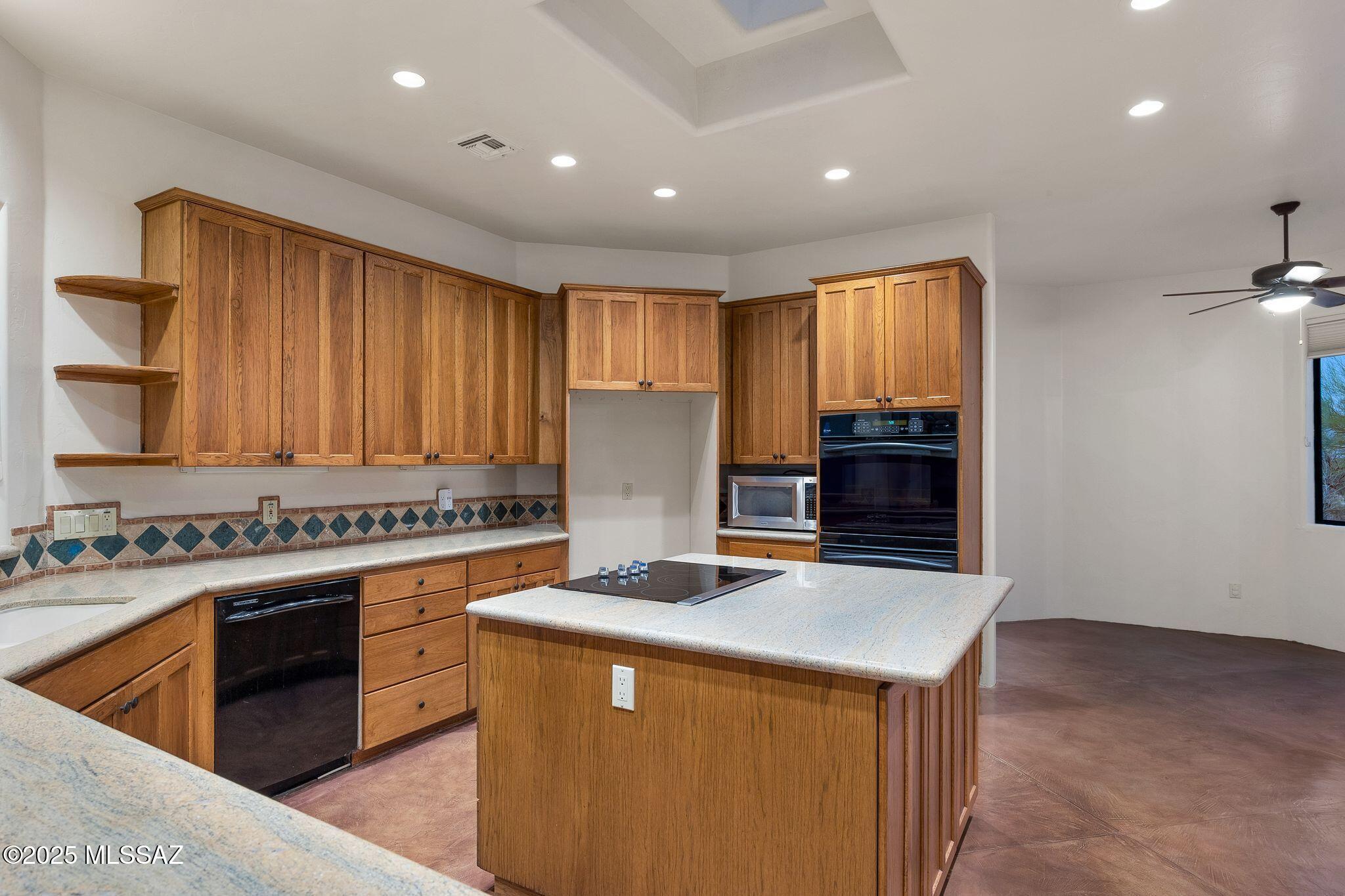 13030 E Camino Ancho