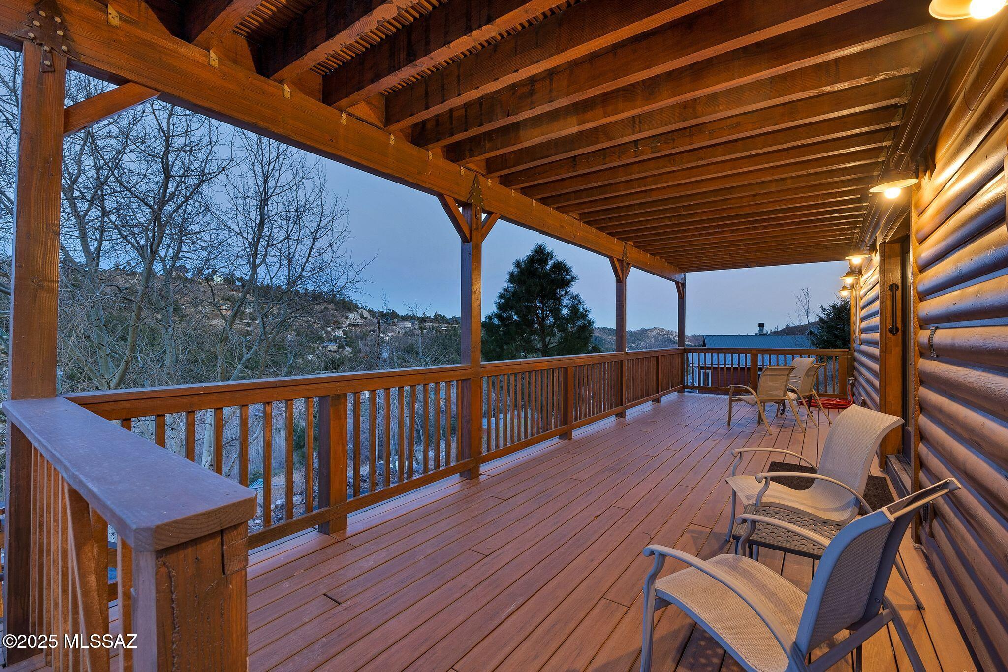 12925 N Phoenix Avenue