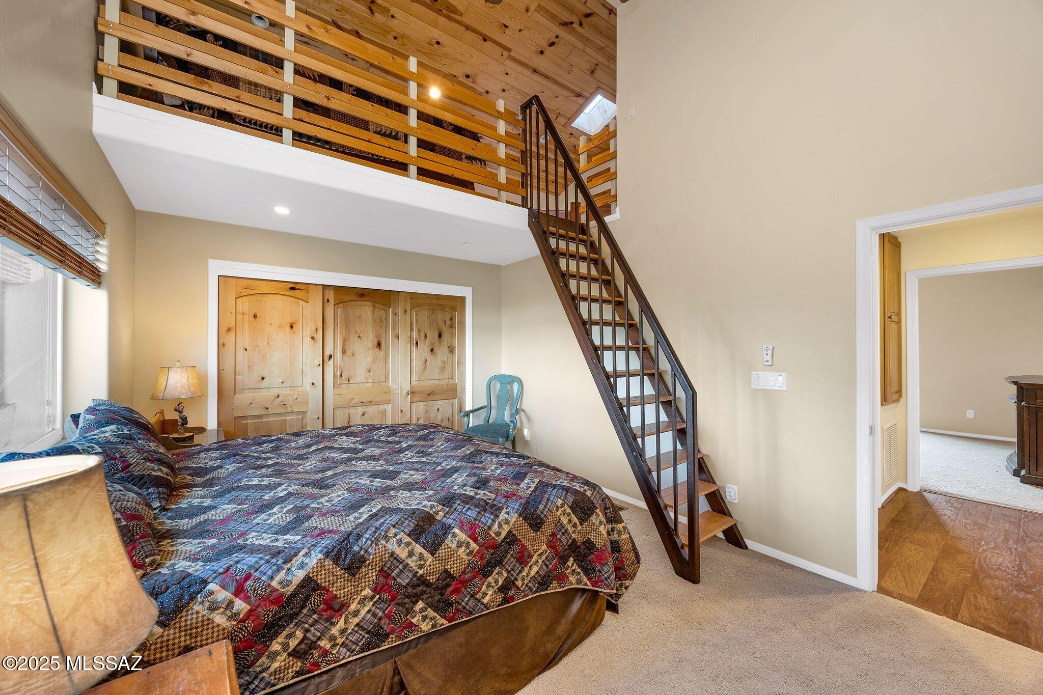 12925 N Phoenix Avenue