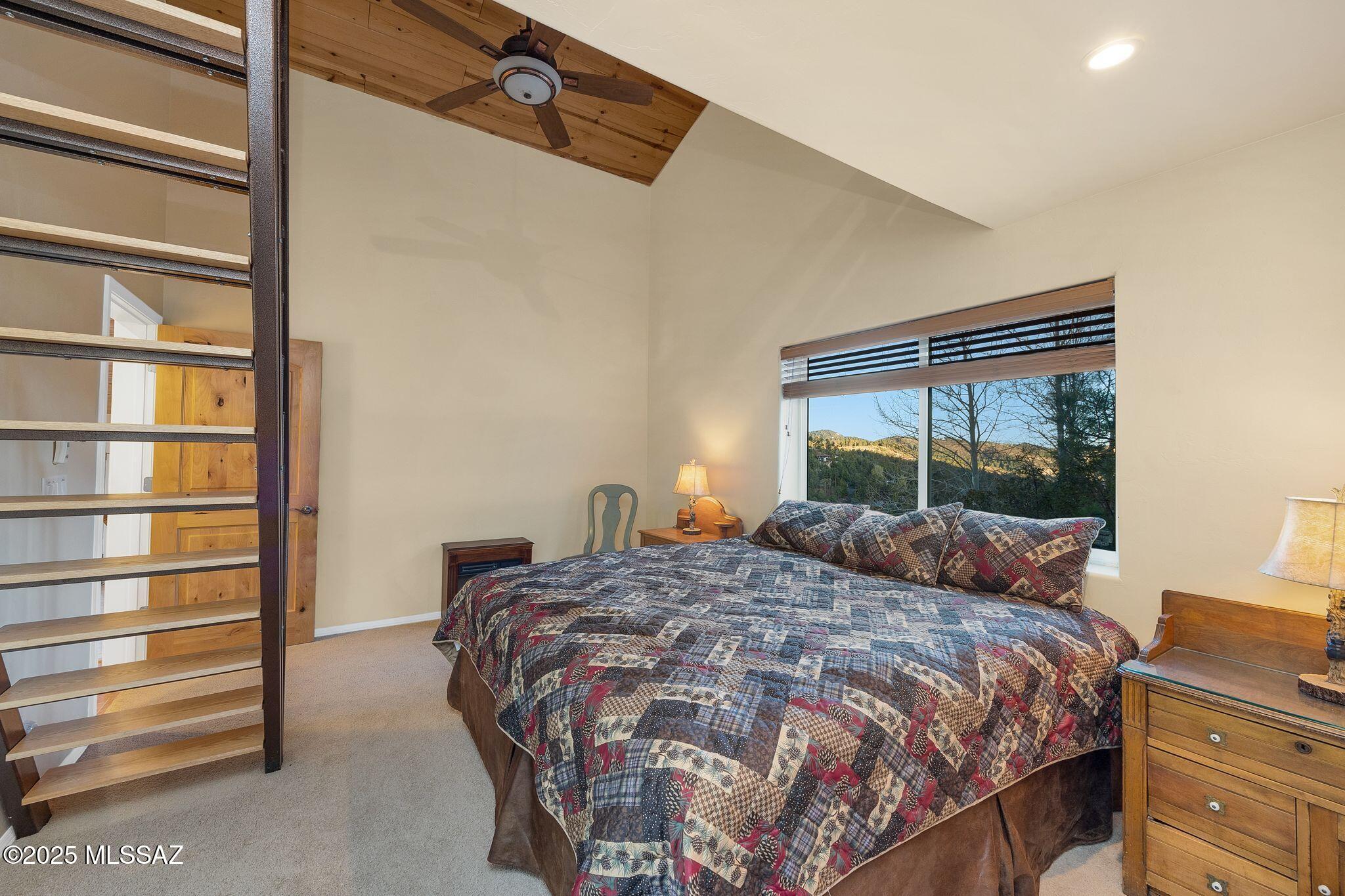 12925 N Phoenix Avenue