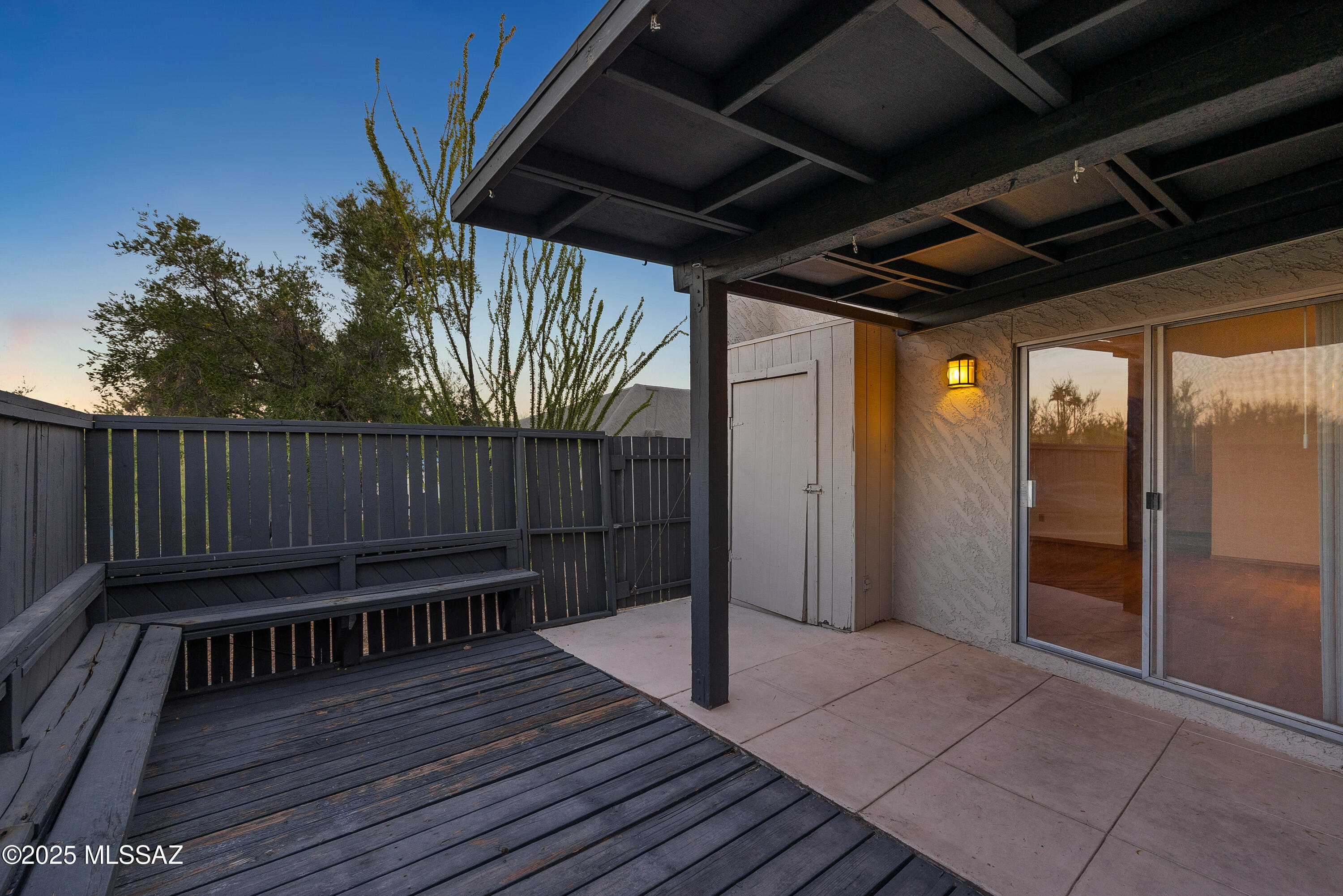 4558 E Sunrise Drive