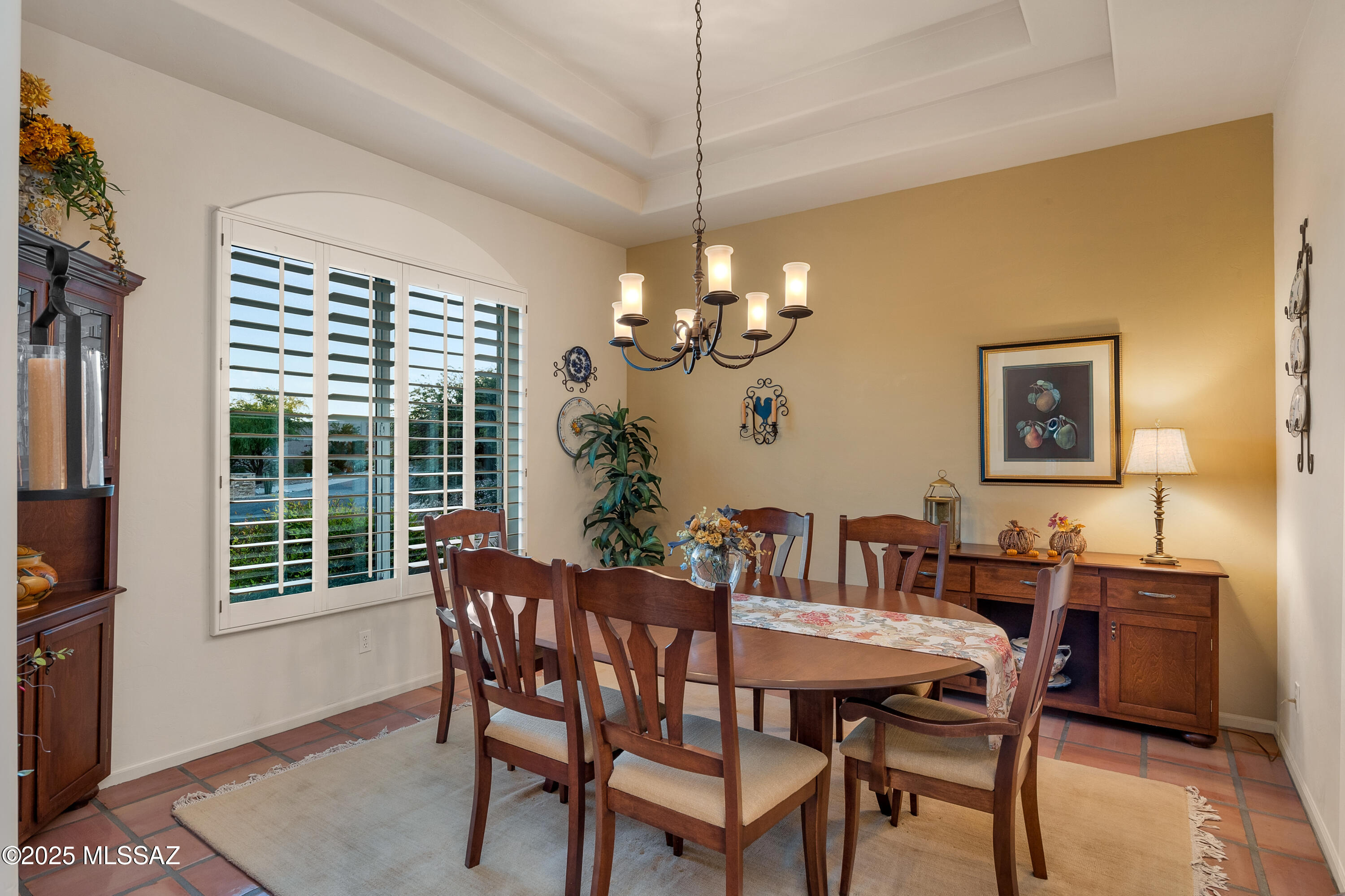 5811 E Placita Rocosa