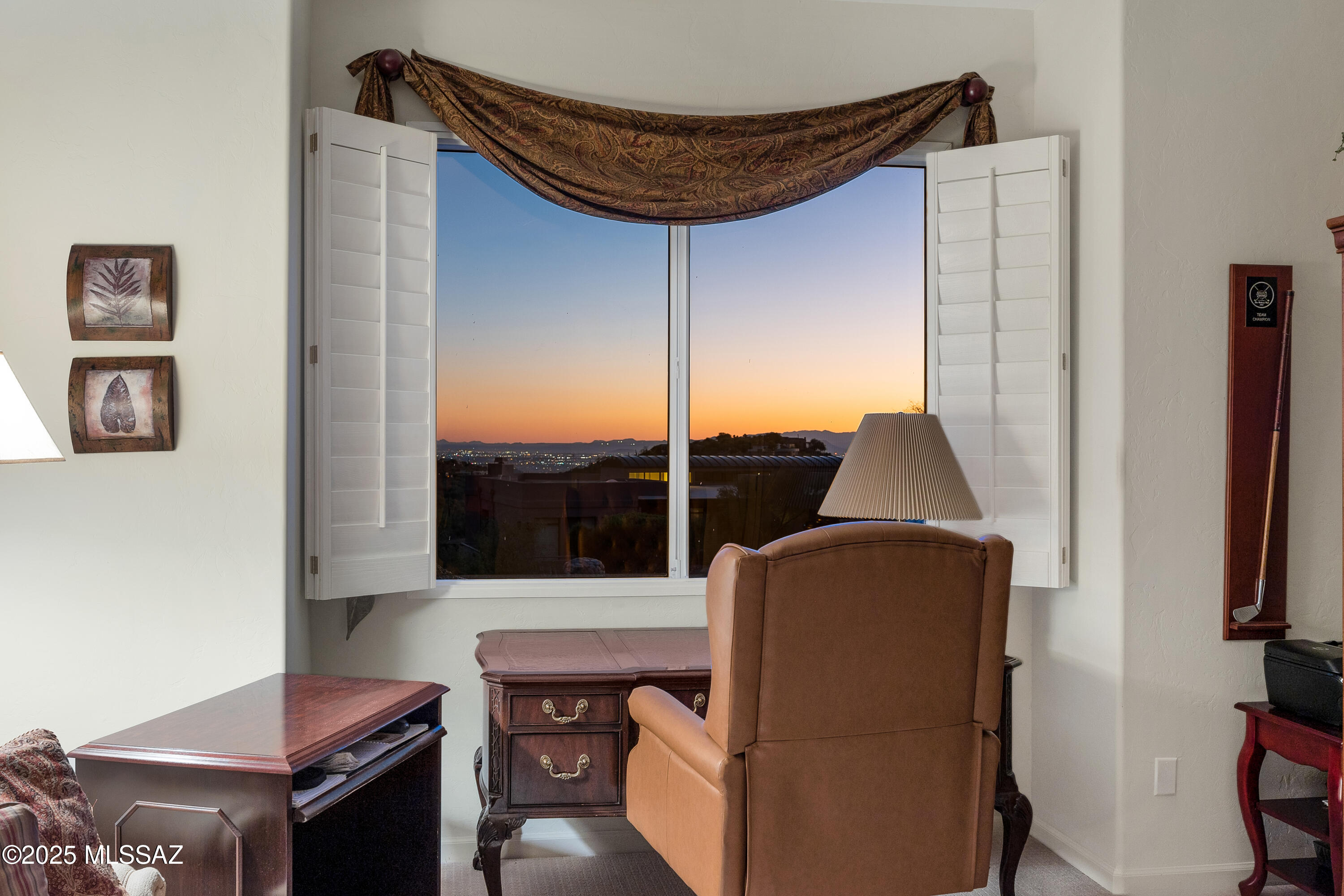 5811 E Placita Rocosa