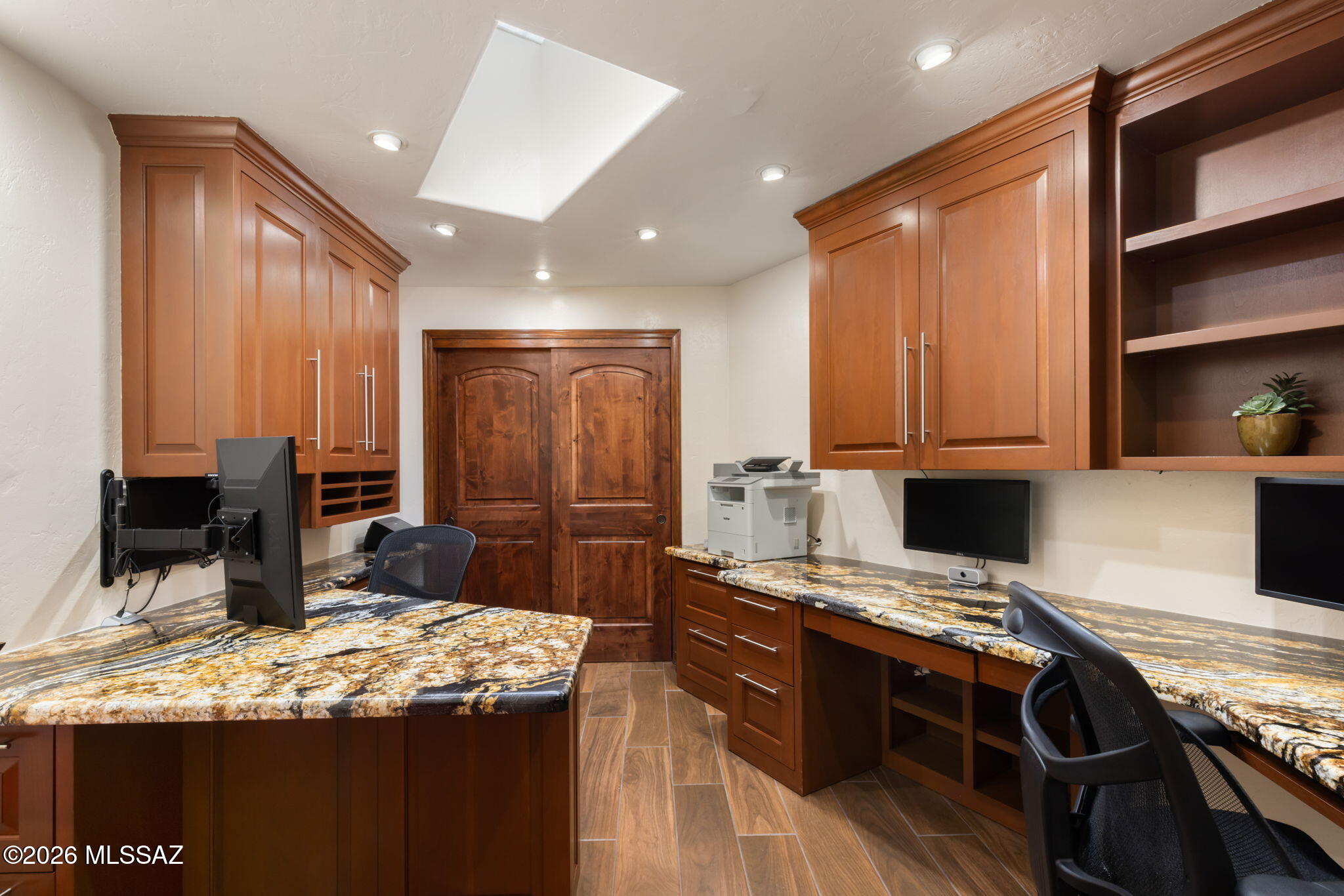 5300 N Avenida De La Colina