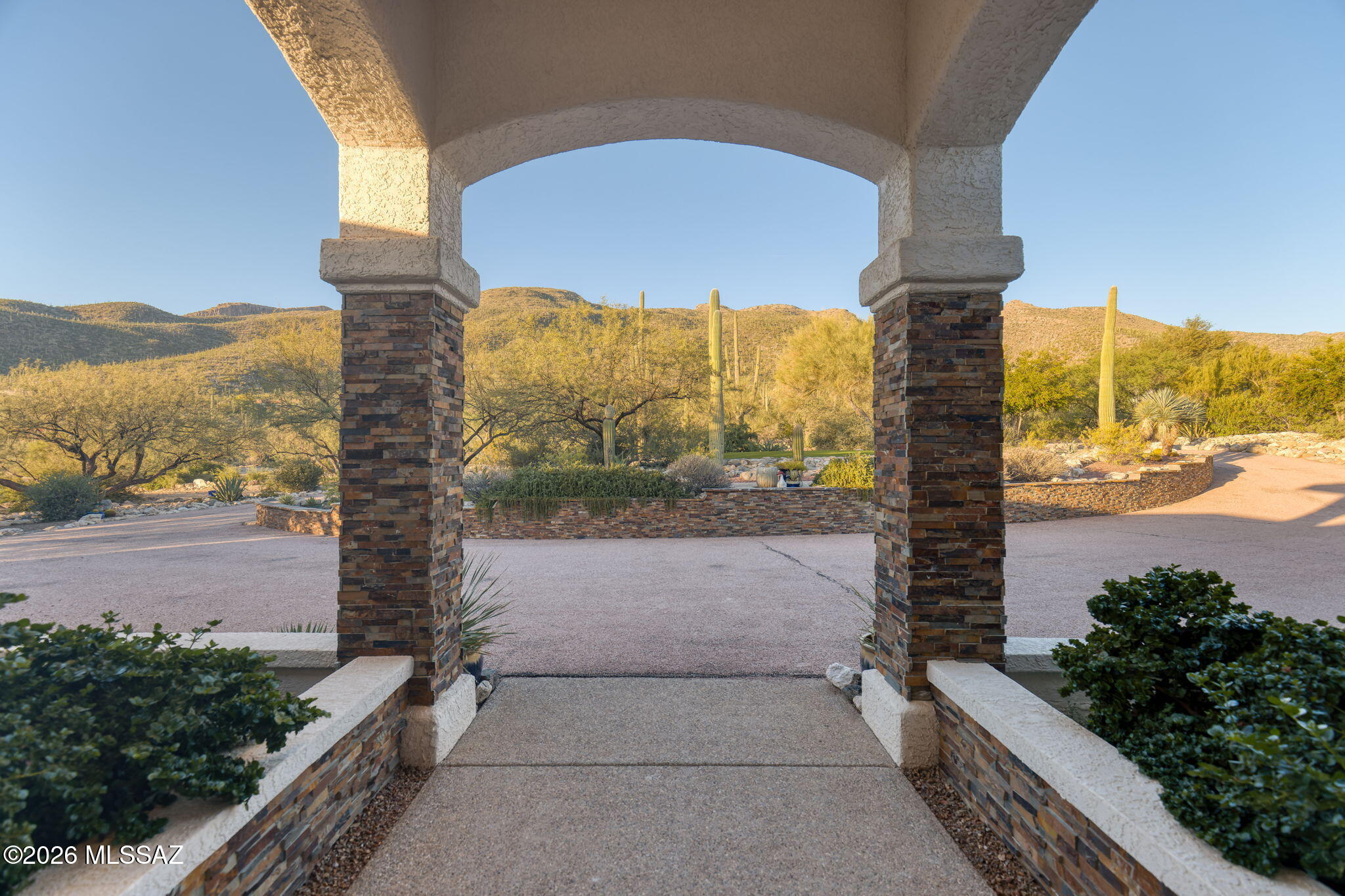 5300 N Avenida De La Colina