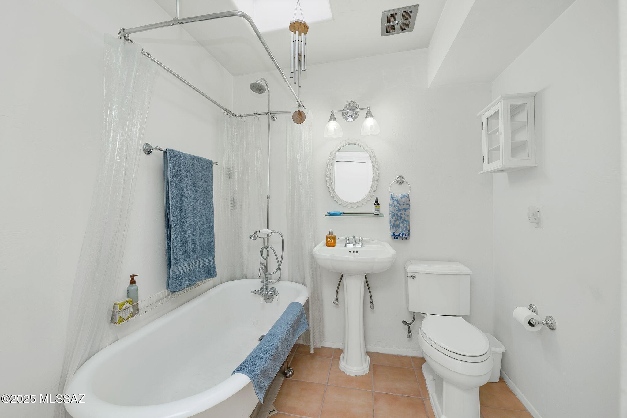 4921 E Camino De Los Olivos