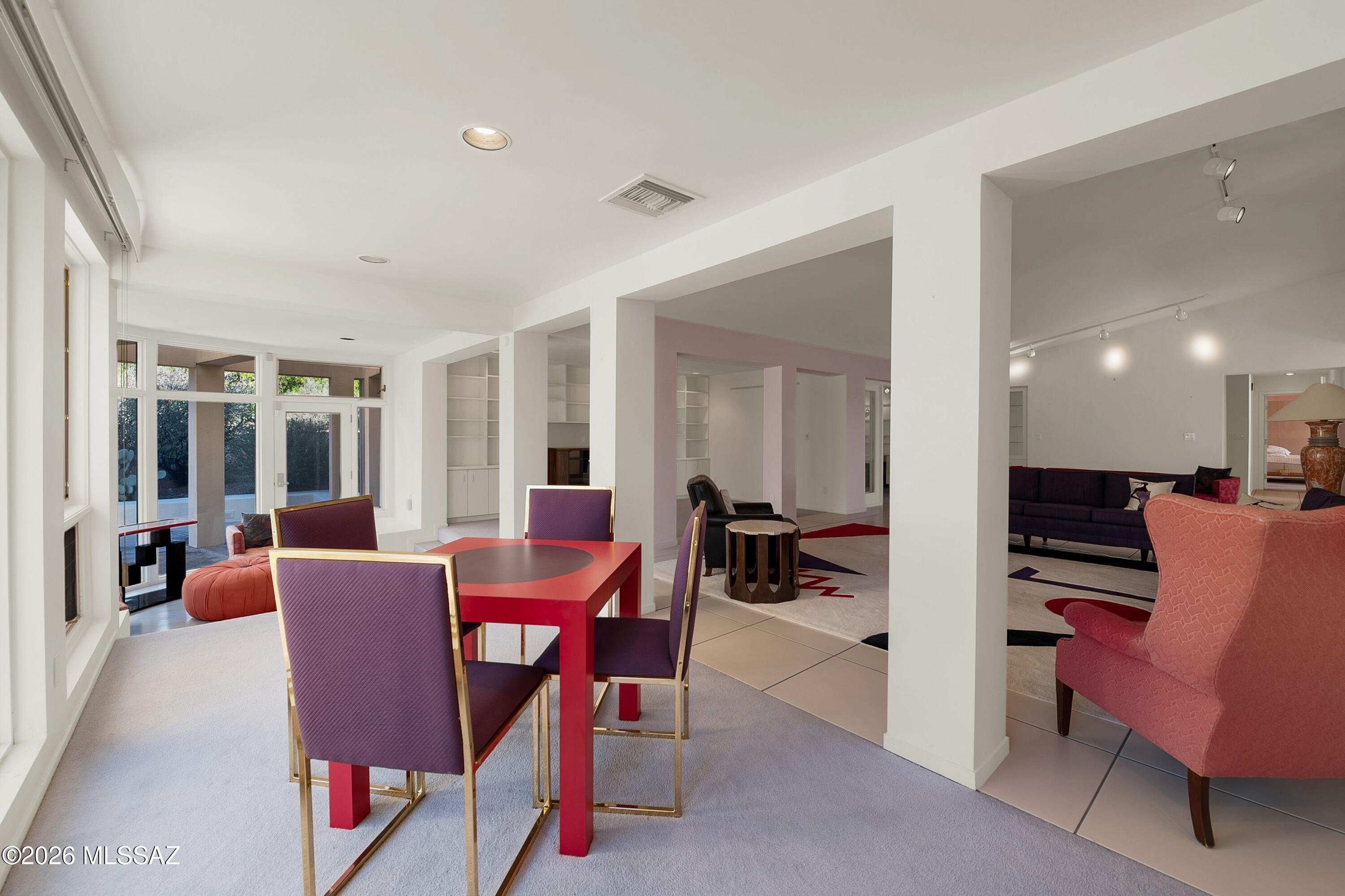 4941 E Mission Hill Place