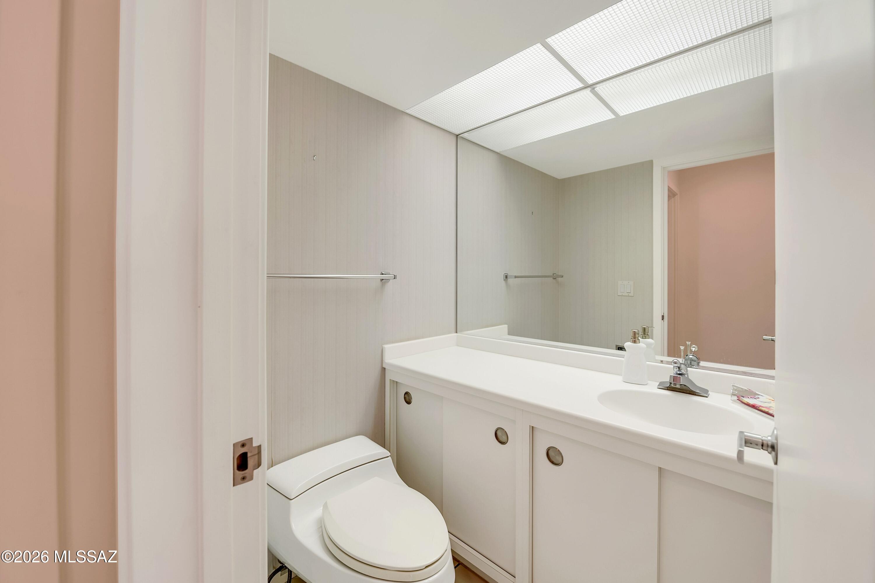 4941 E Mission Hill Place