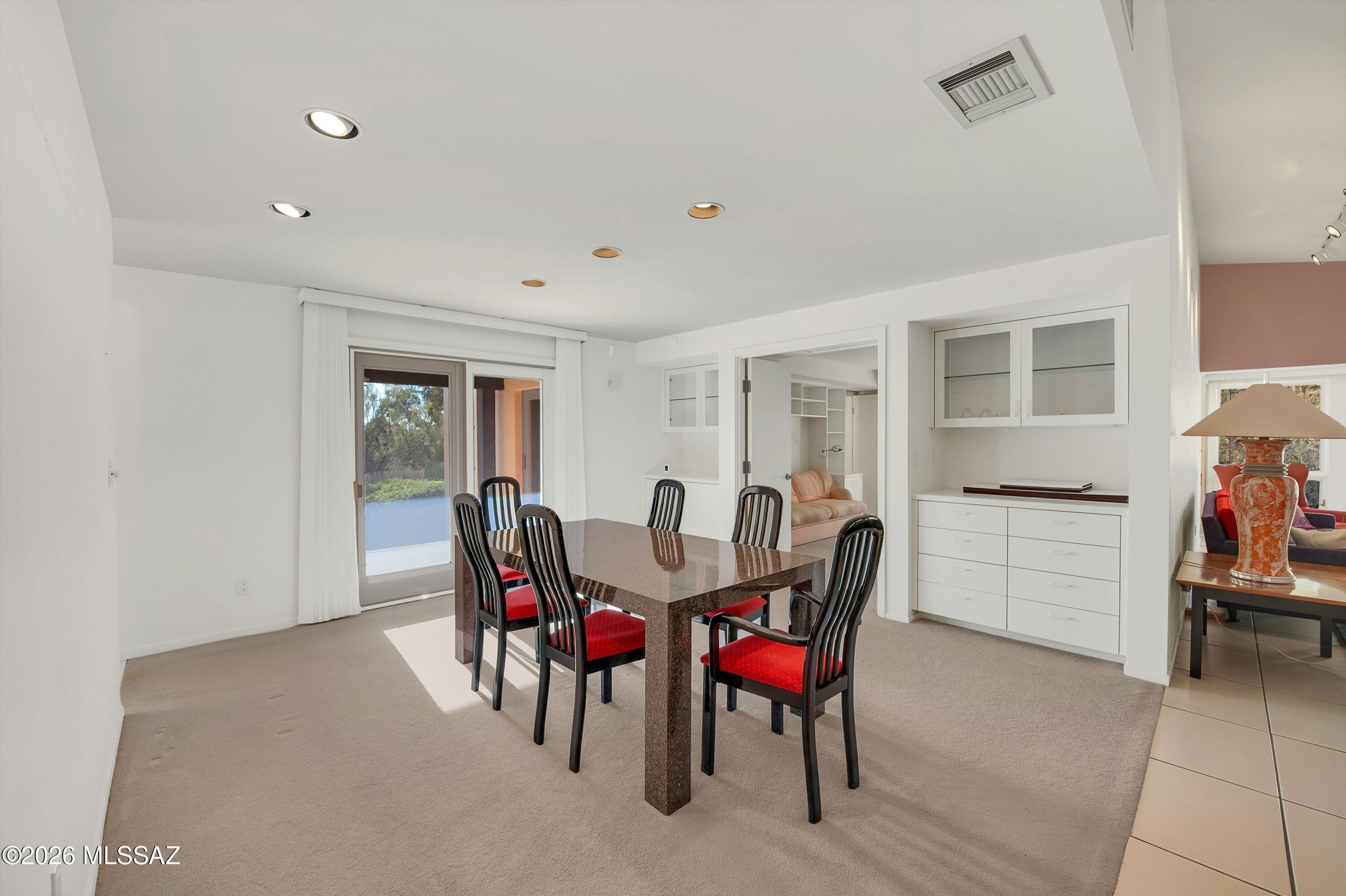 4941 E Mission Hill Place