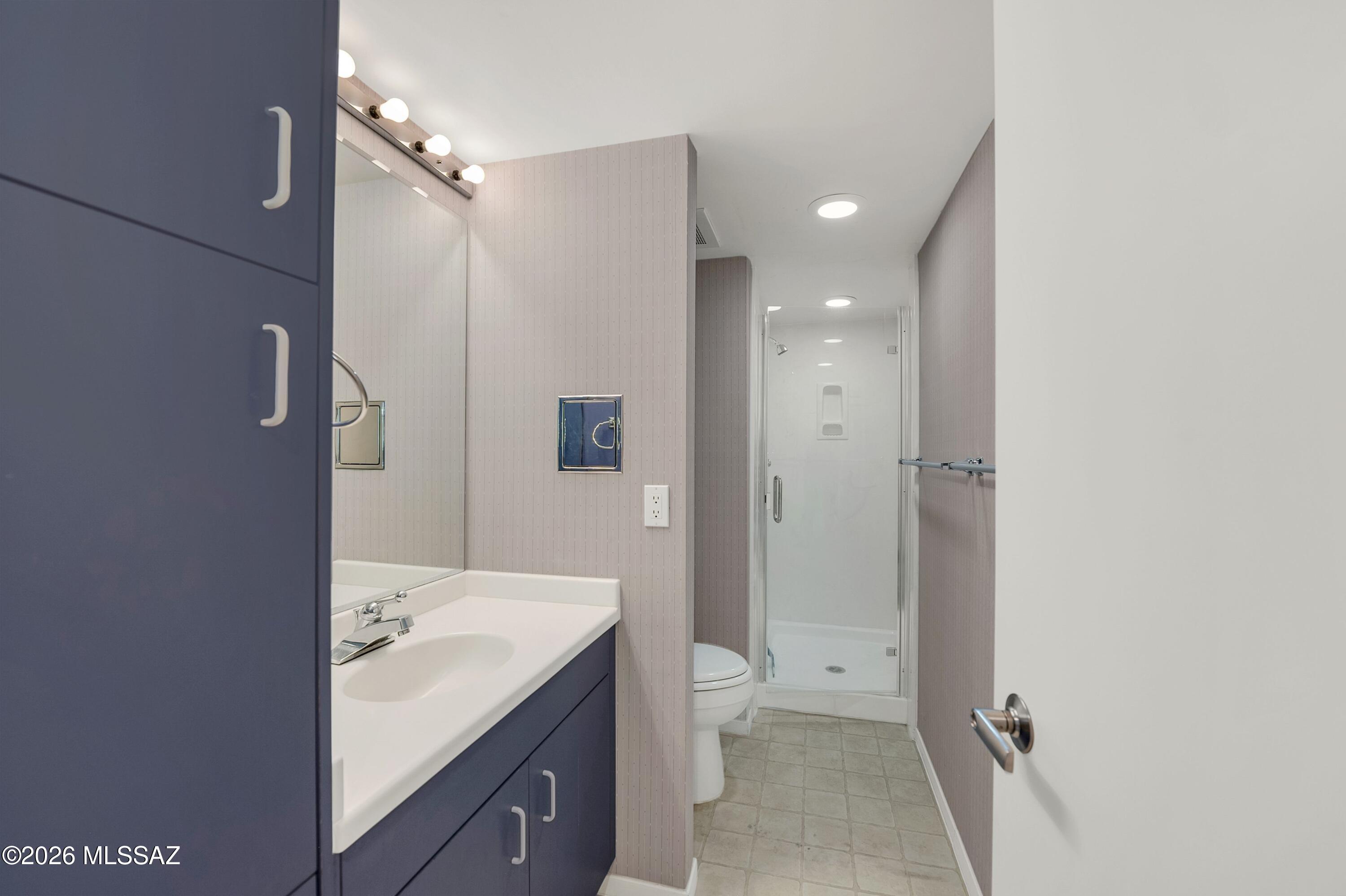 4941 E Mission Hill Place