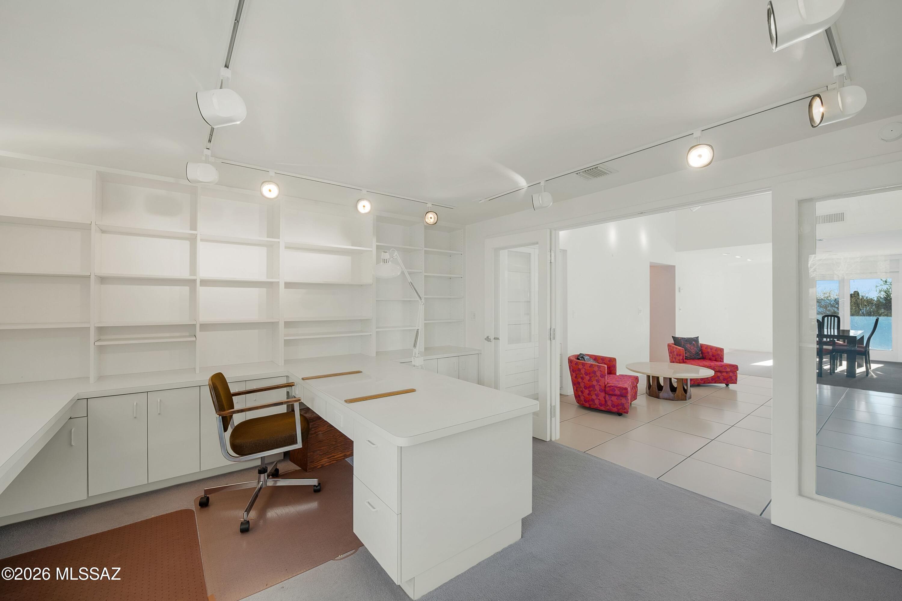 4941 E Mission Hill Place