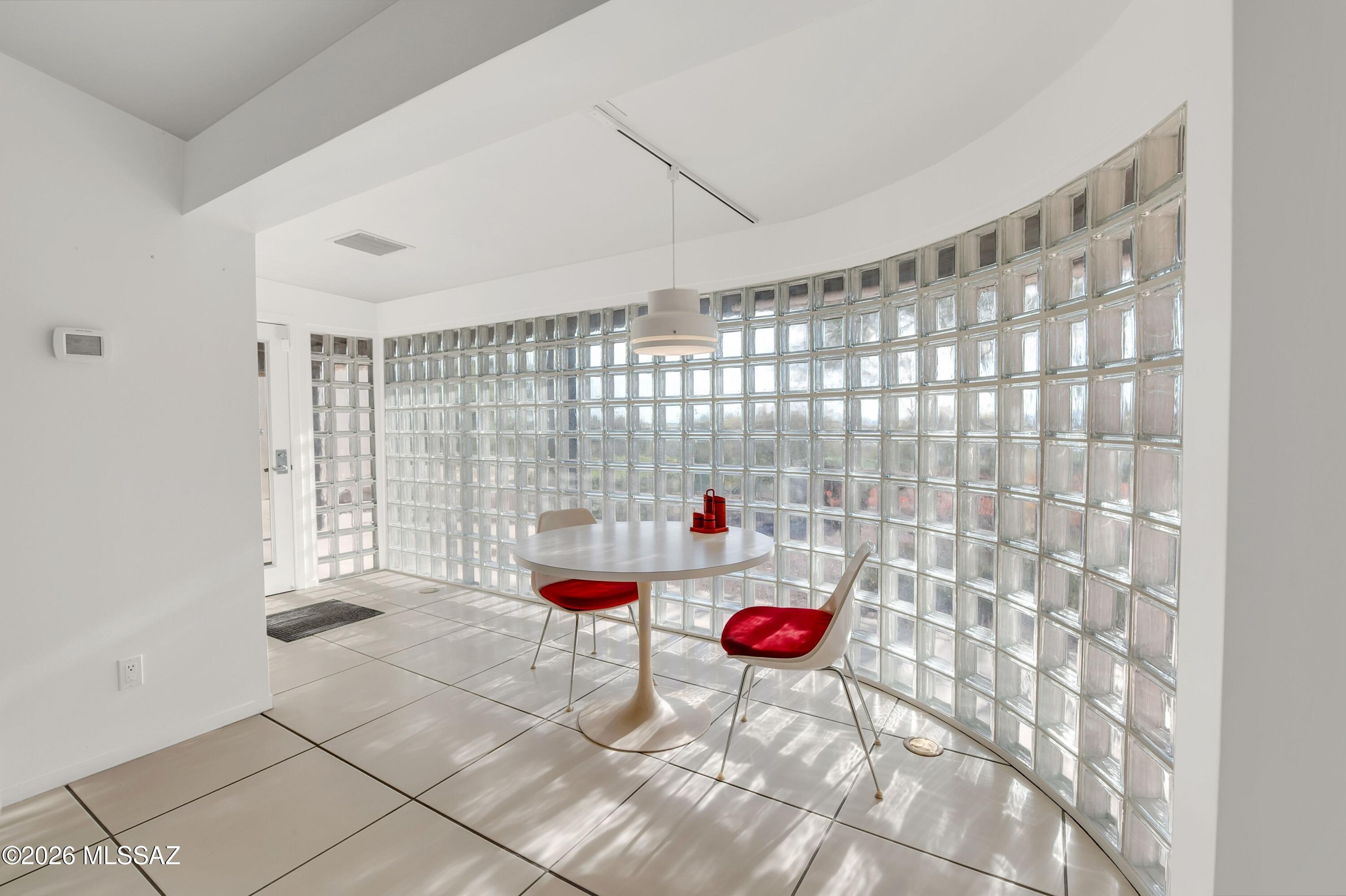 4941 E Mission Hill Place