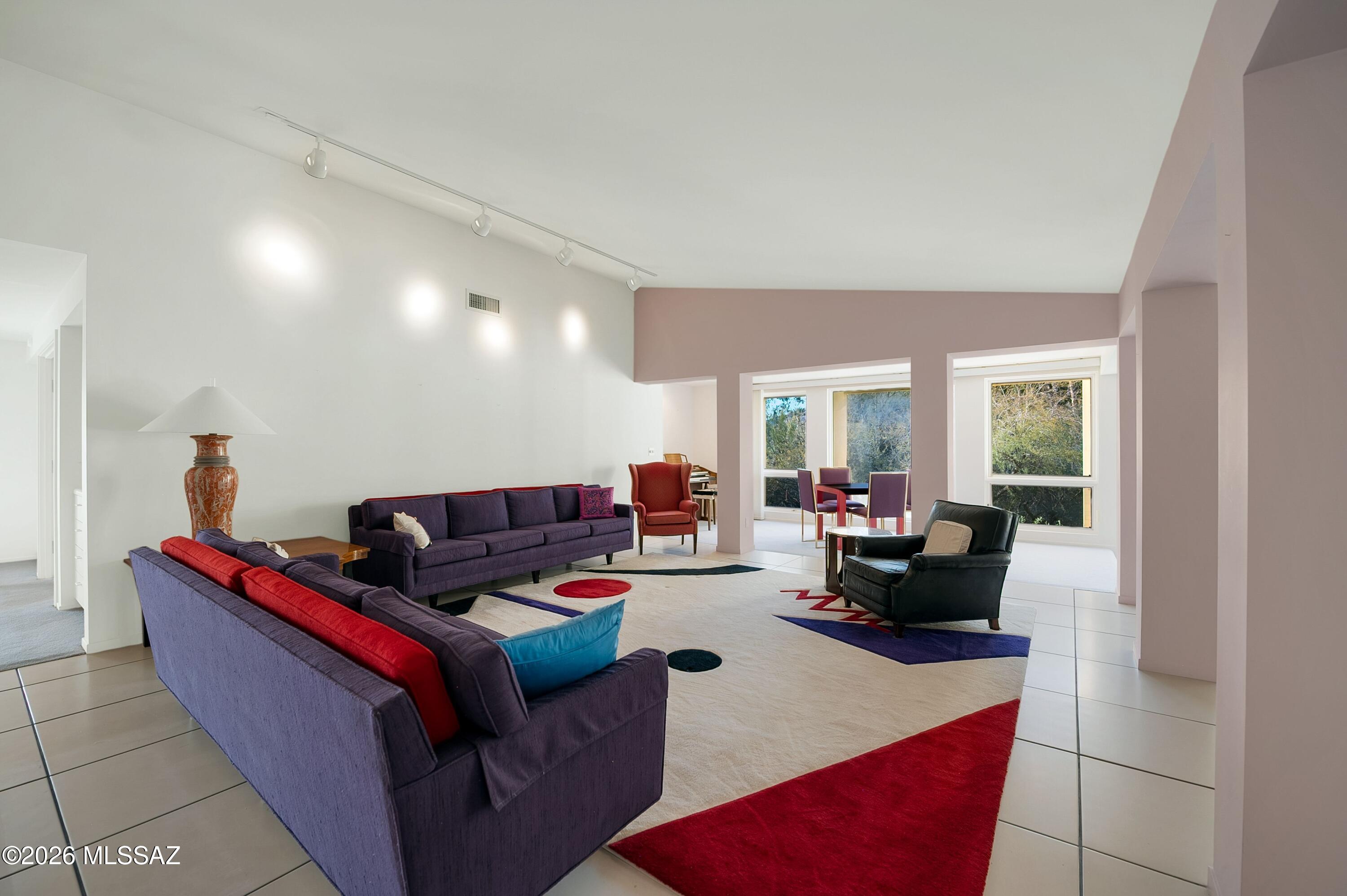 4941 E Mission Hill Place