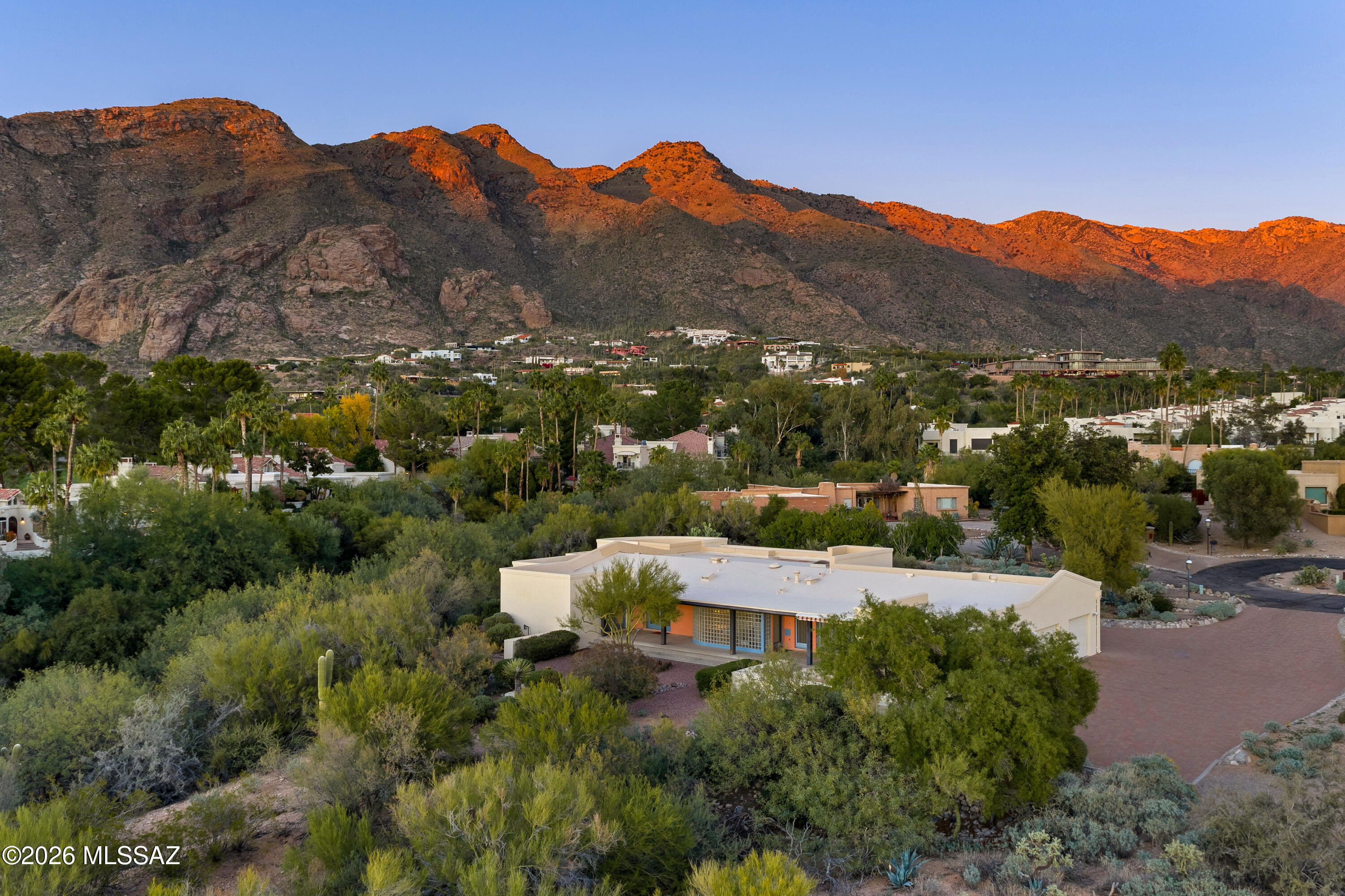 4941 E Mission Hill Place