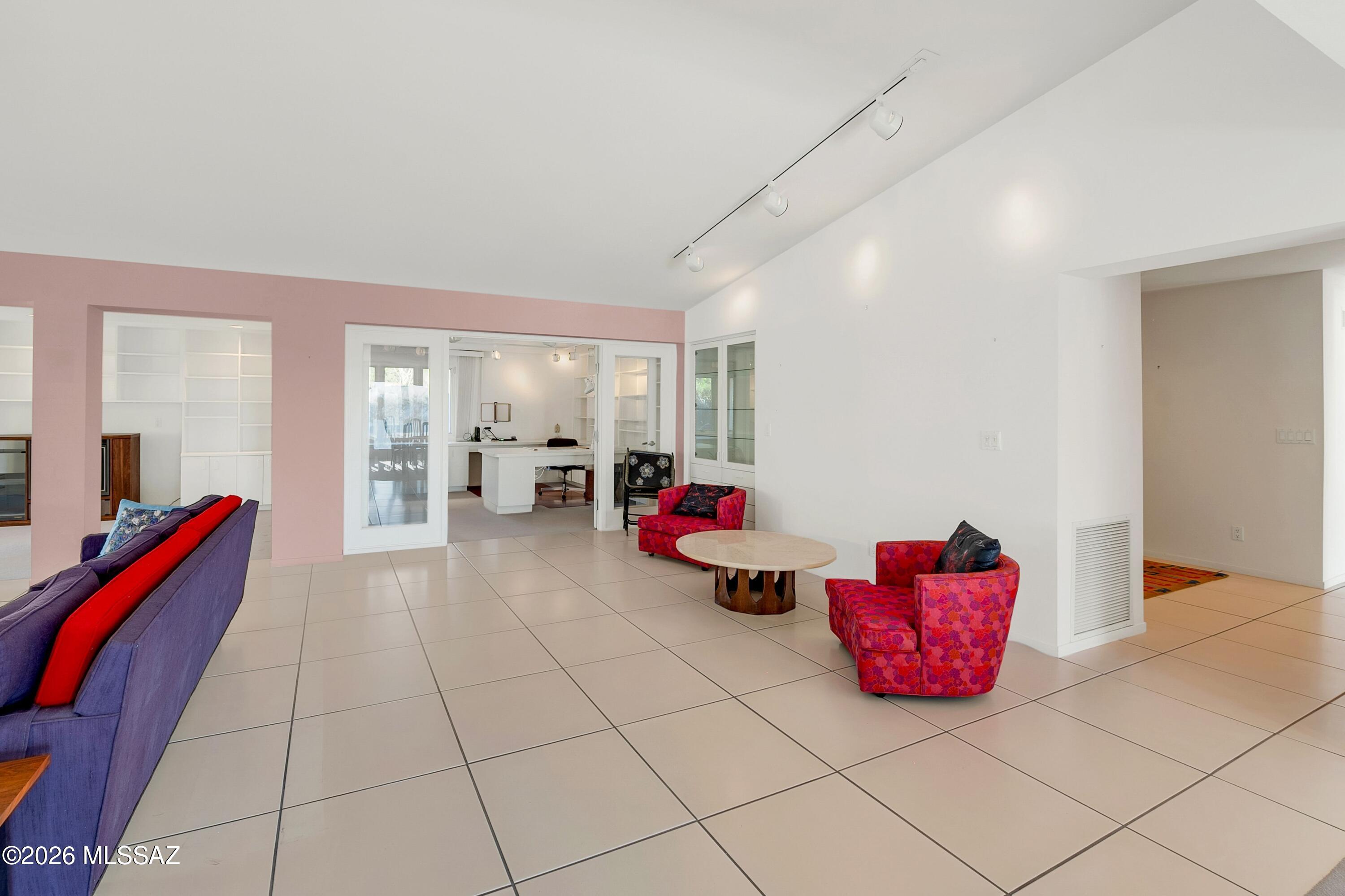 4941 E Mission Hill Place