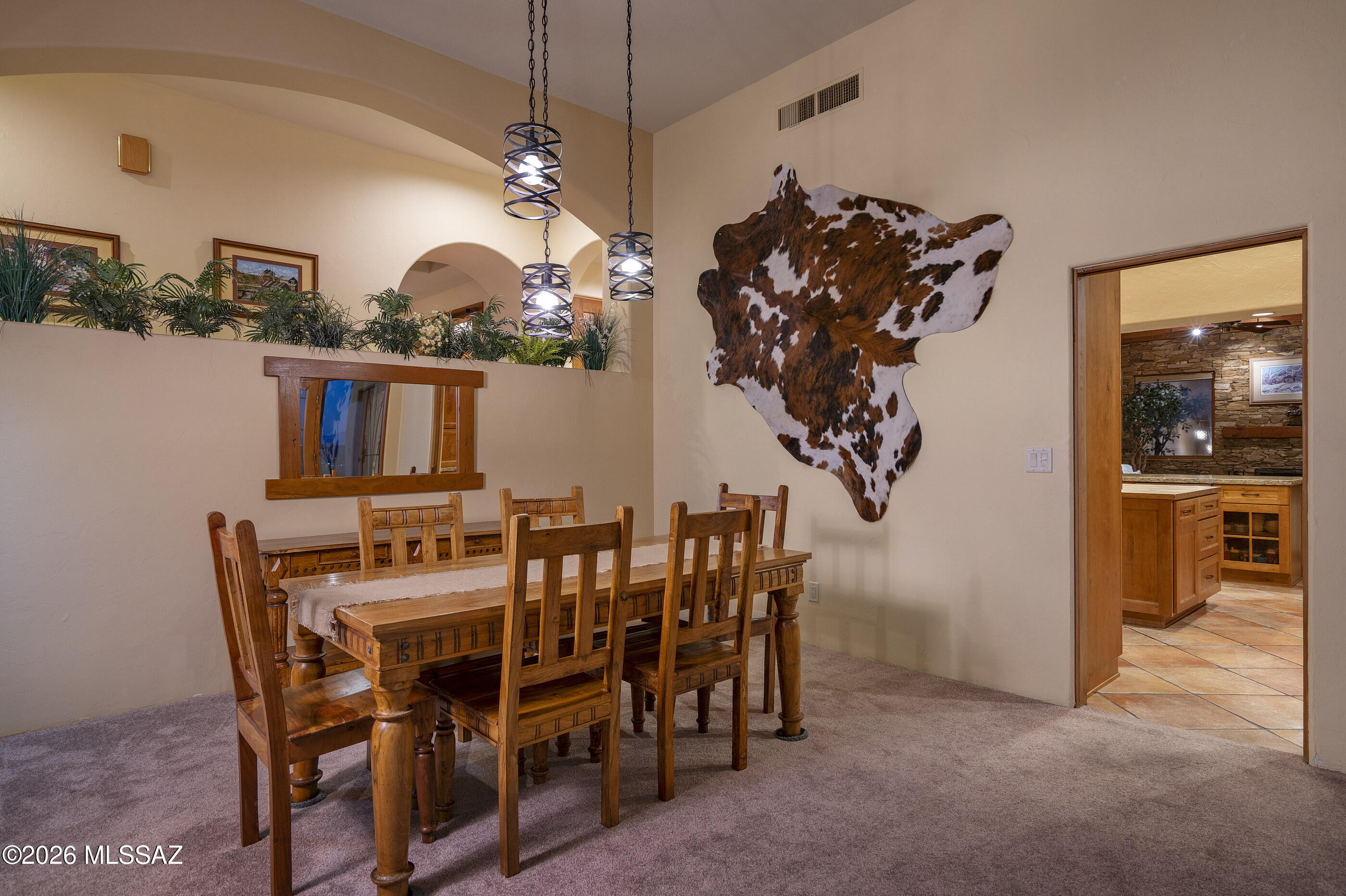 6361 N Canon Del Pajaro