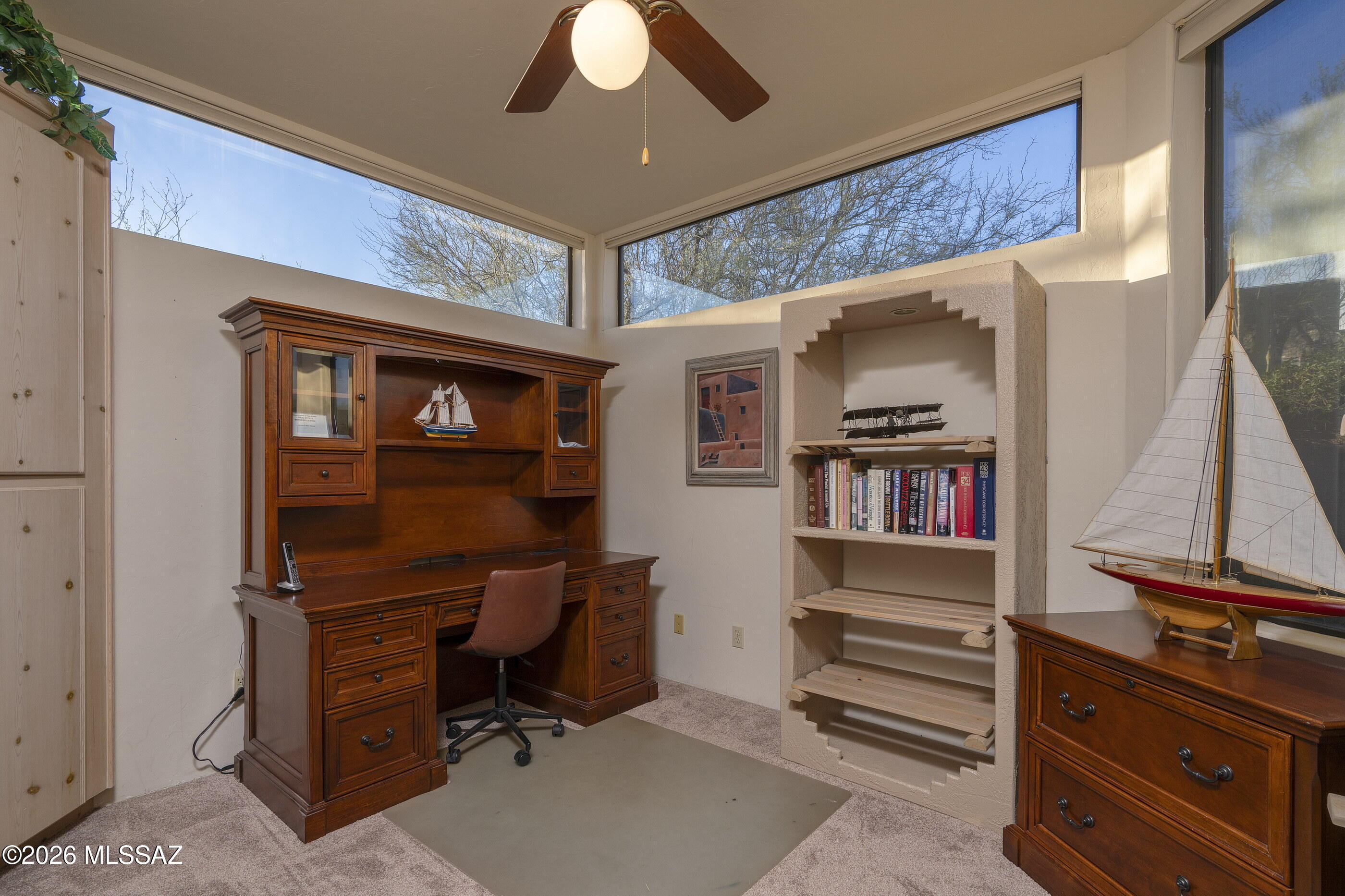 6361 N Canon Del Pajaro