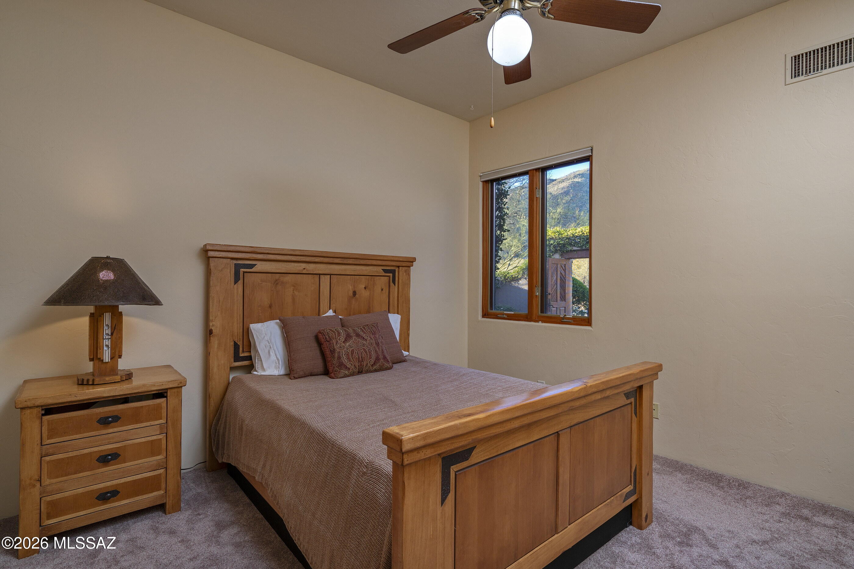 6361 N Canon Del Pajaro