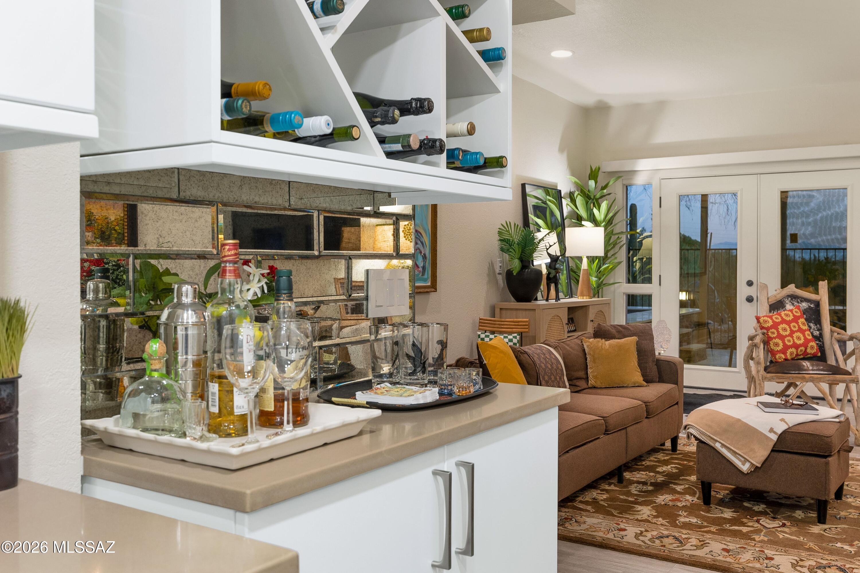 6524 N Foothills Drive