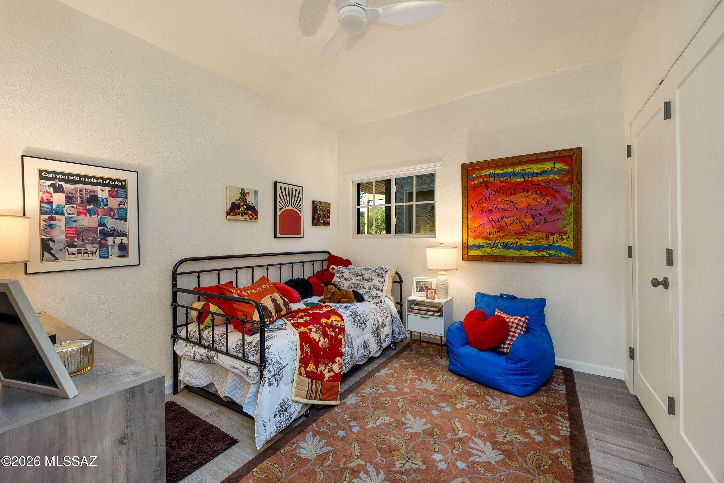 6524 N Foothills Drive
