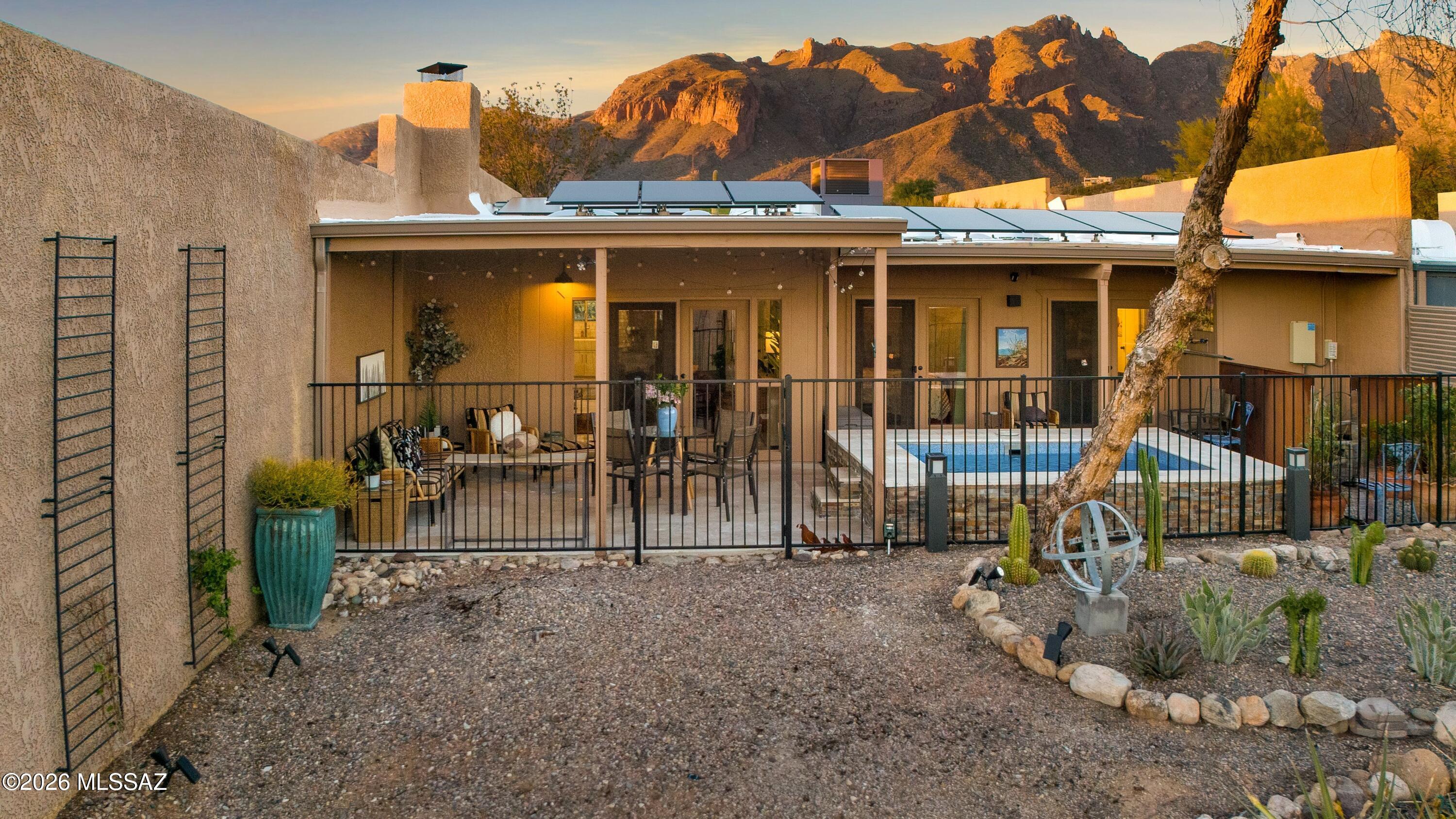 6524 N Foothills Drive