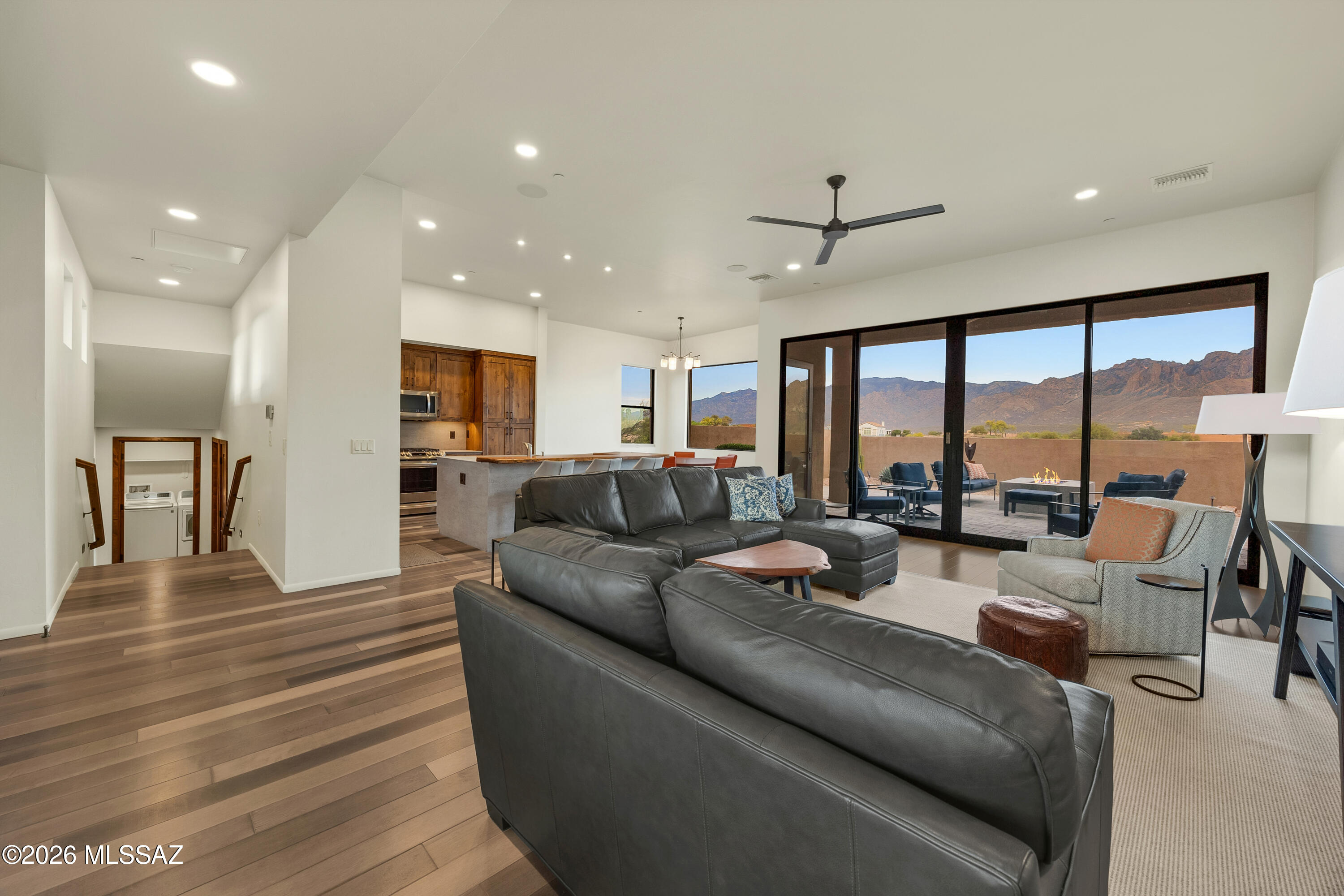 10875 N Poinsettia Drive