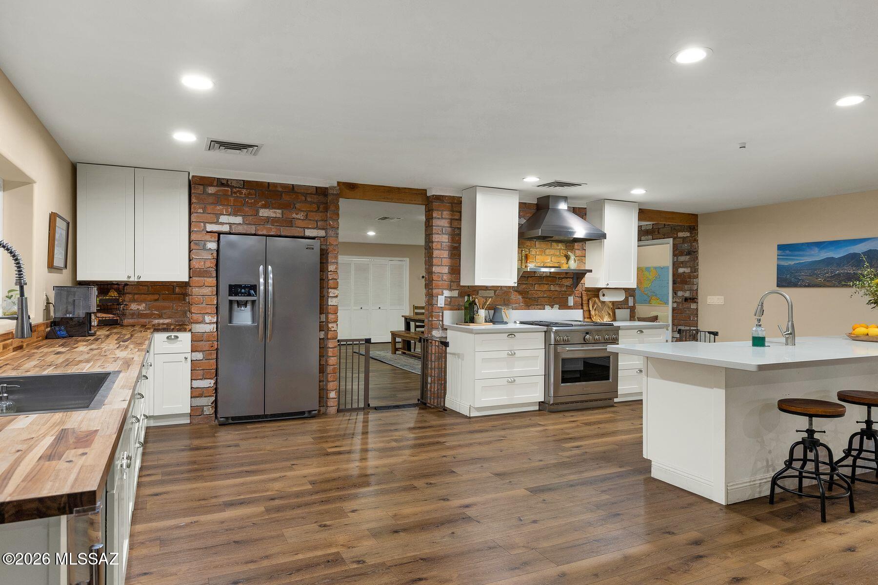 1947 N Soldier Trail
