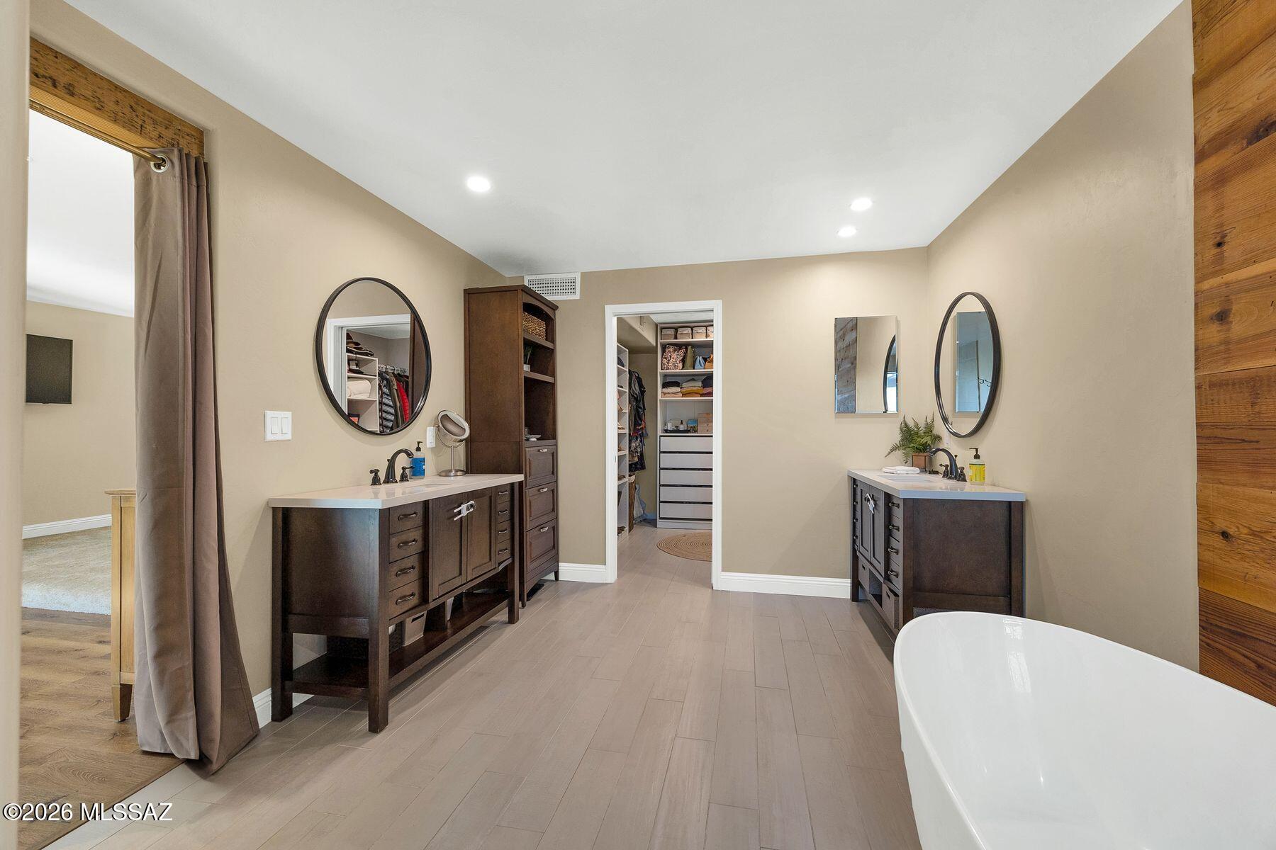 1947 N Soldier Trail