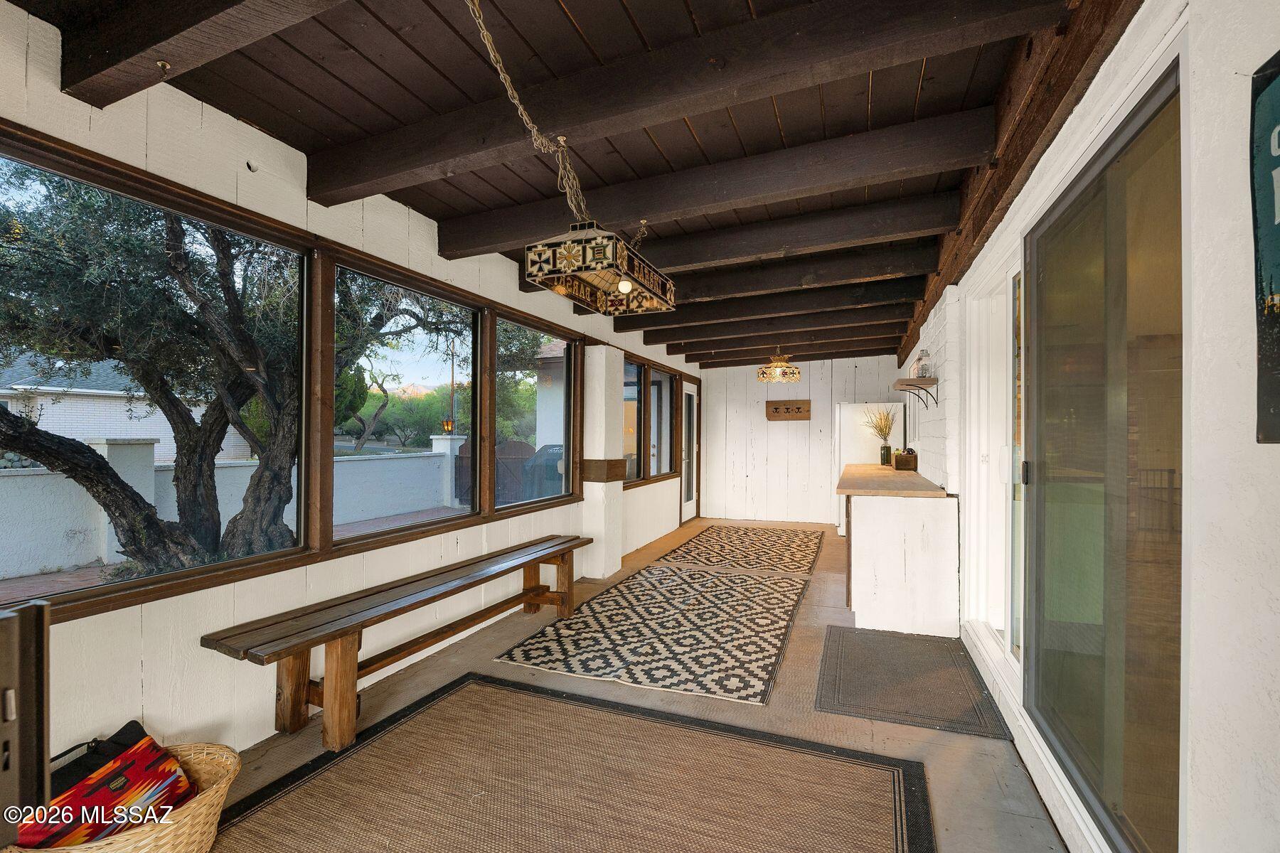 1947 N Soldier Trail