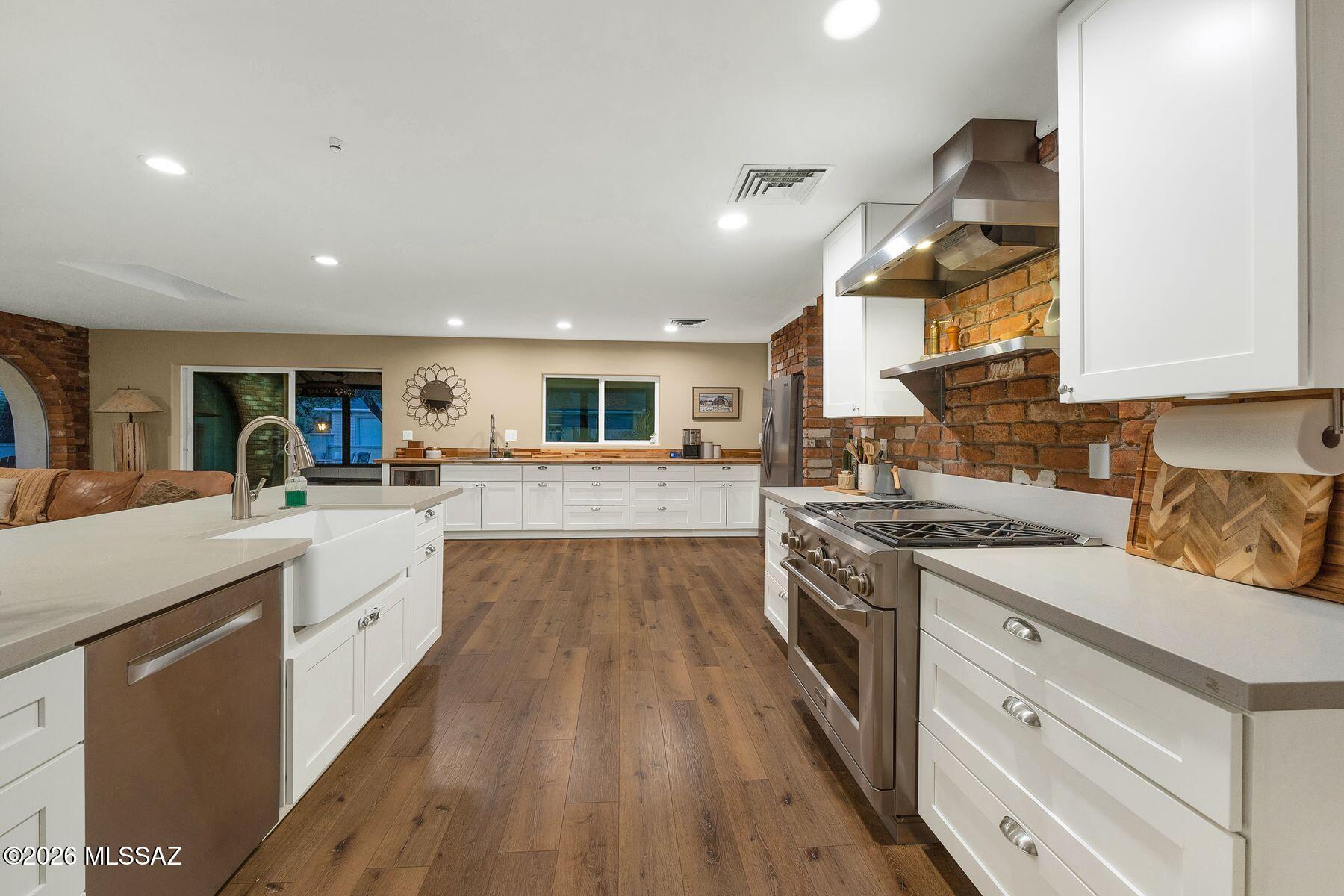 1947 N Soldier Trail