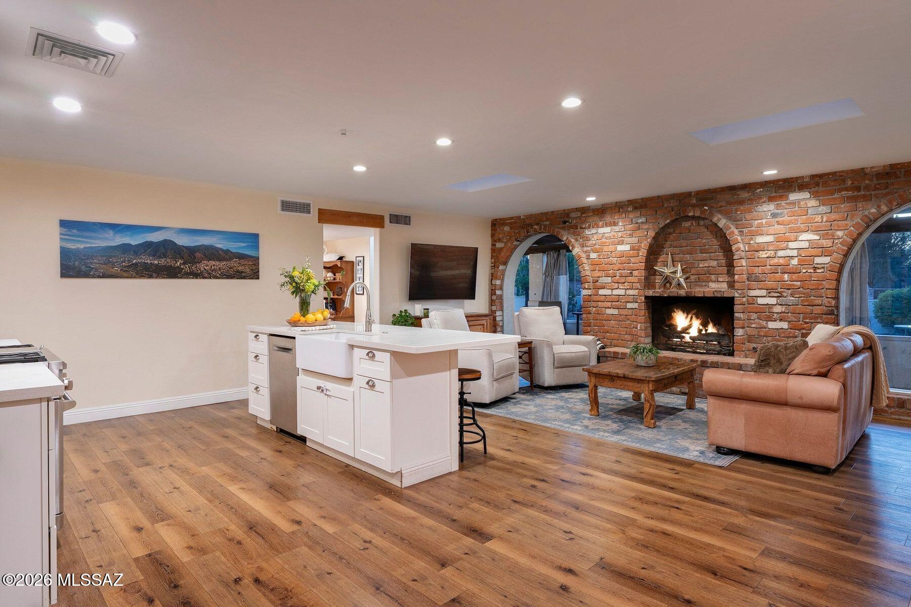 1947 N Soldier Trail