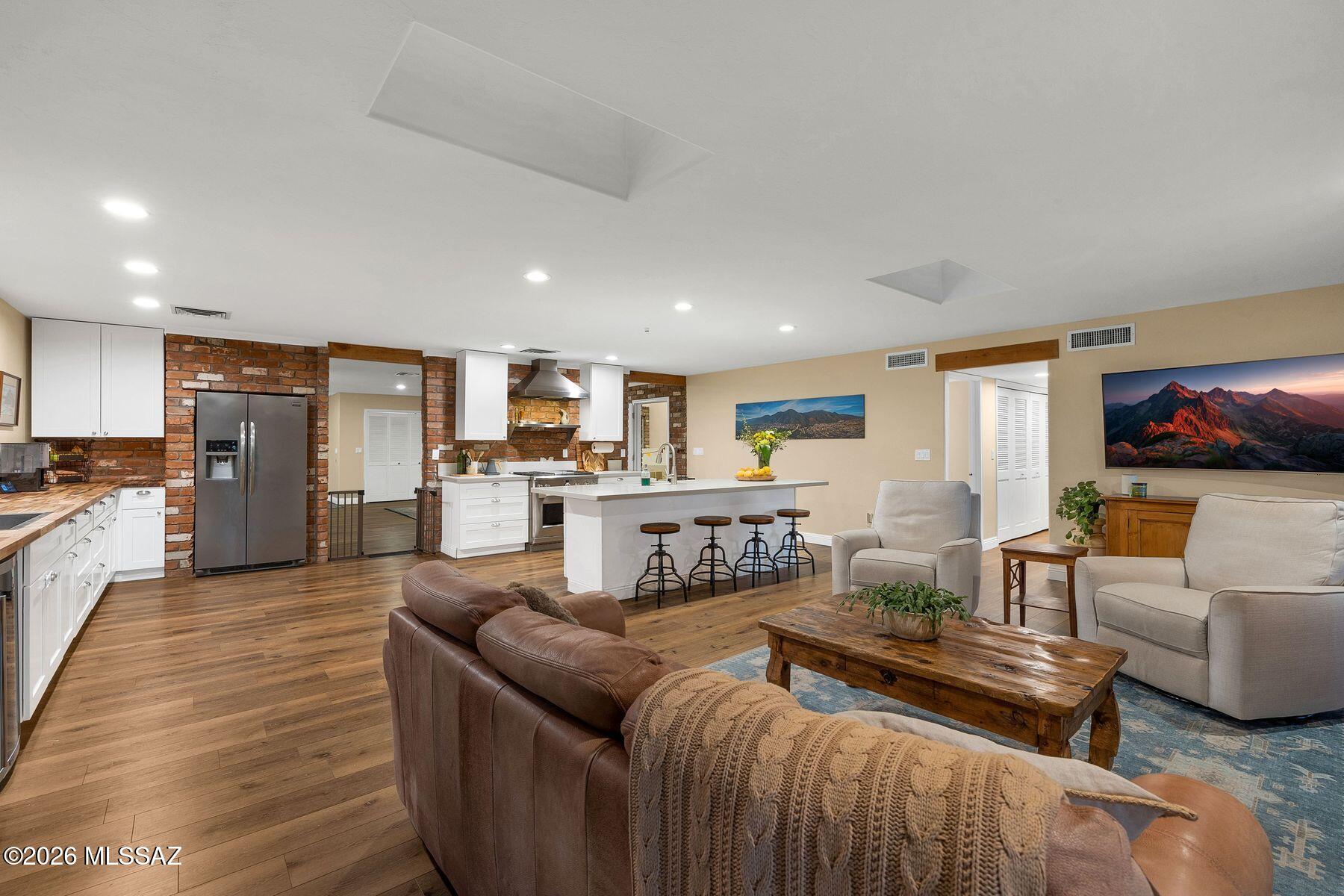 1947 N Soldier Trail