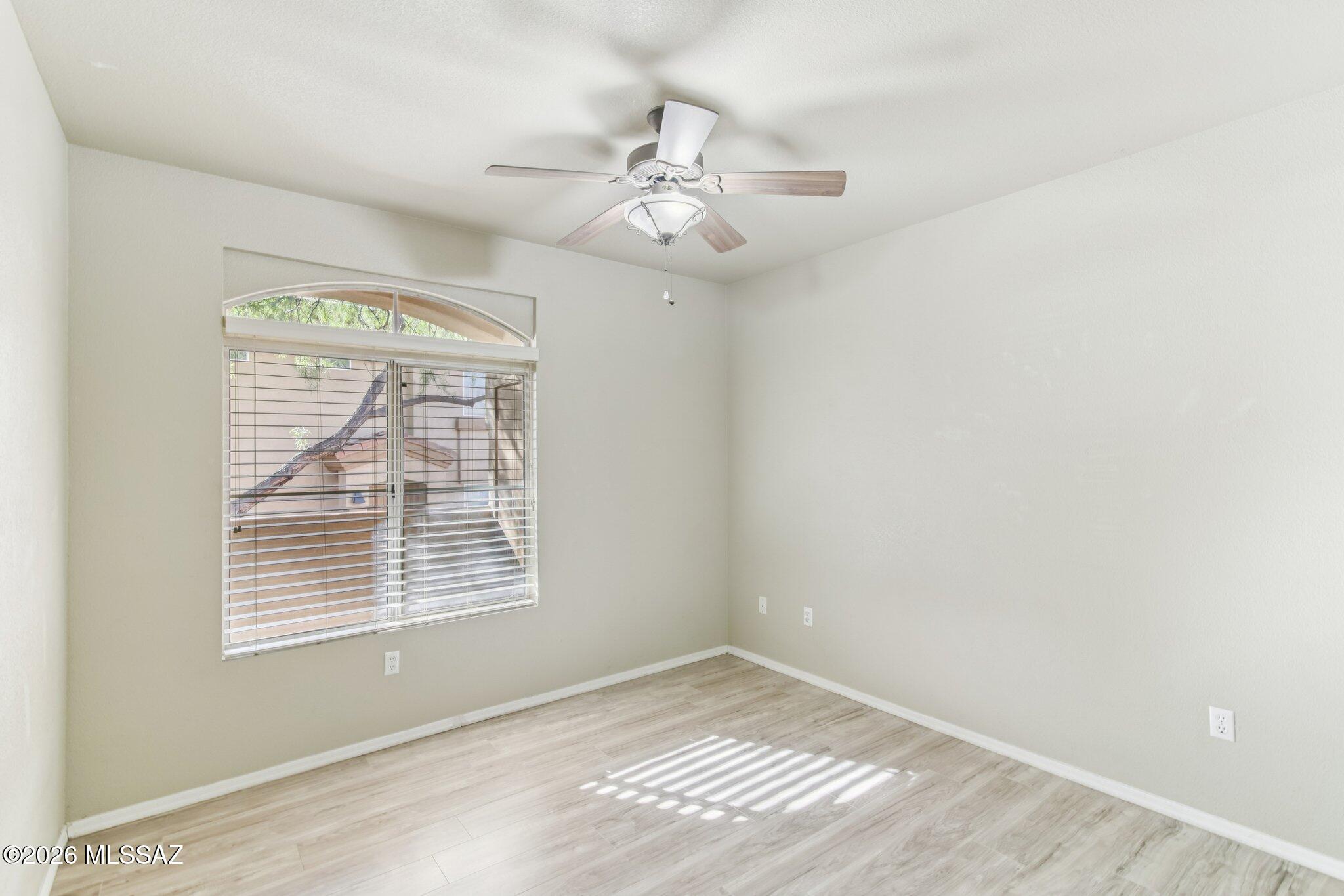 7050 E Sunrise Drive 17204