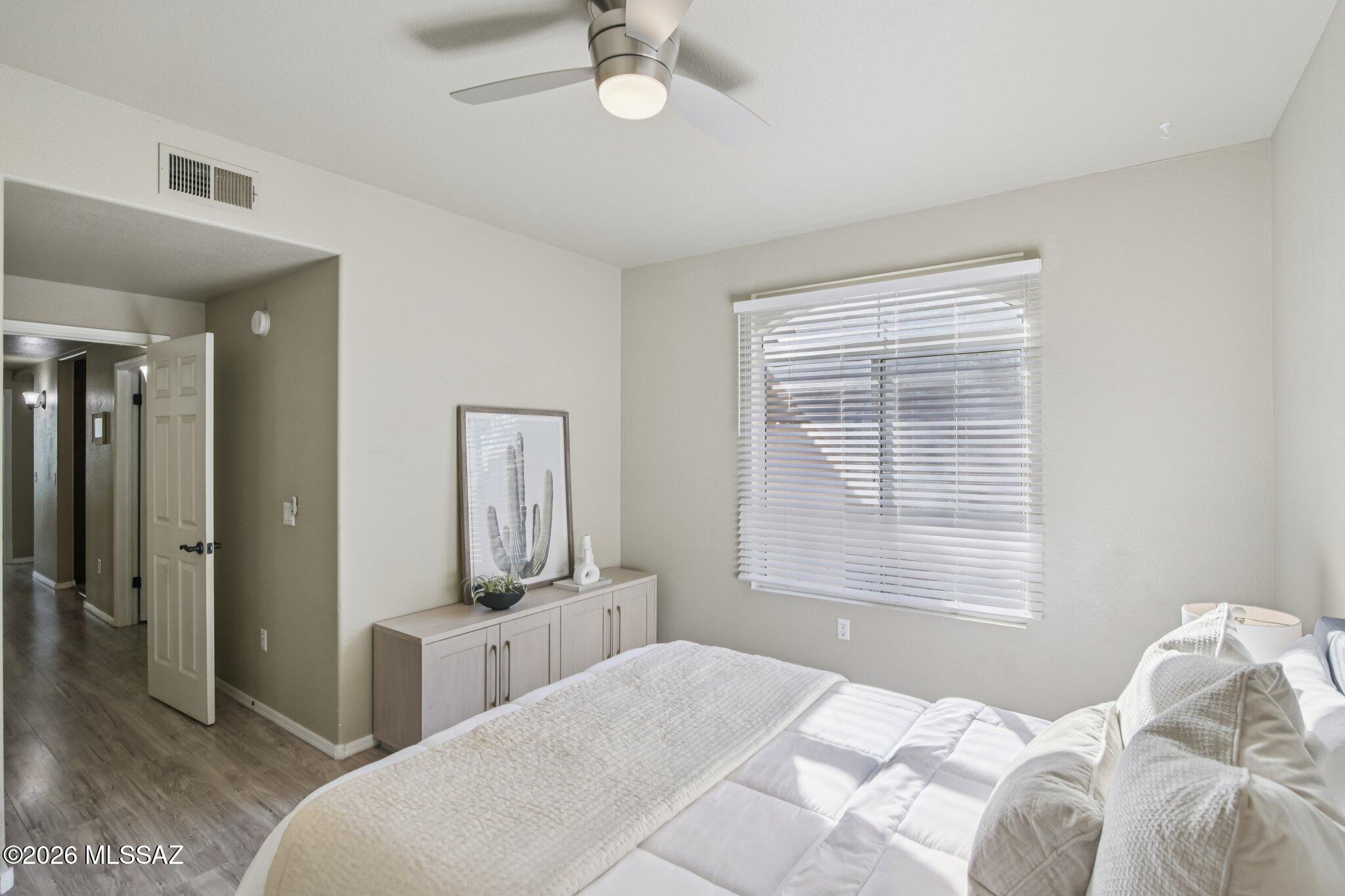 7050 E Sunrise Drive 17204
