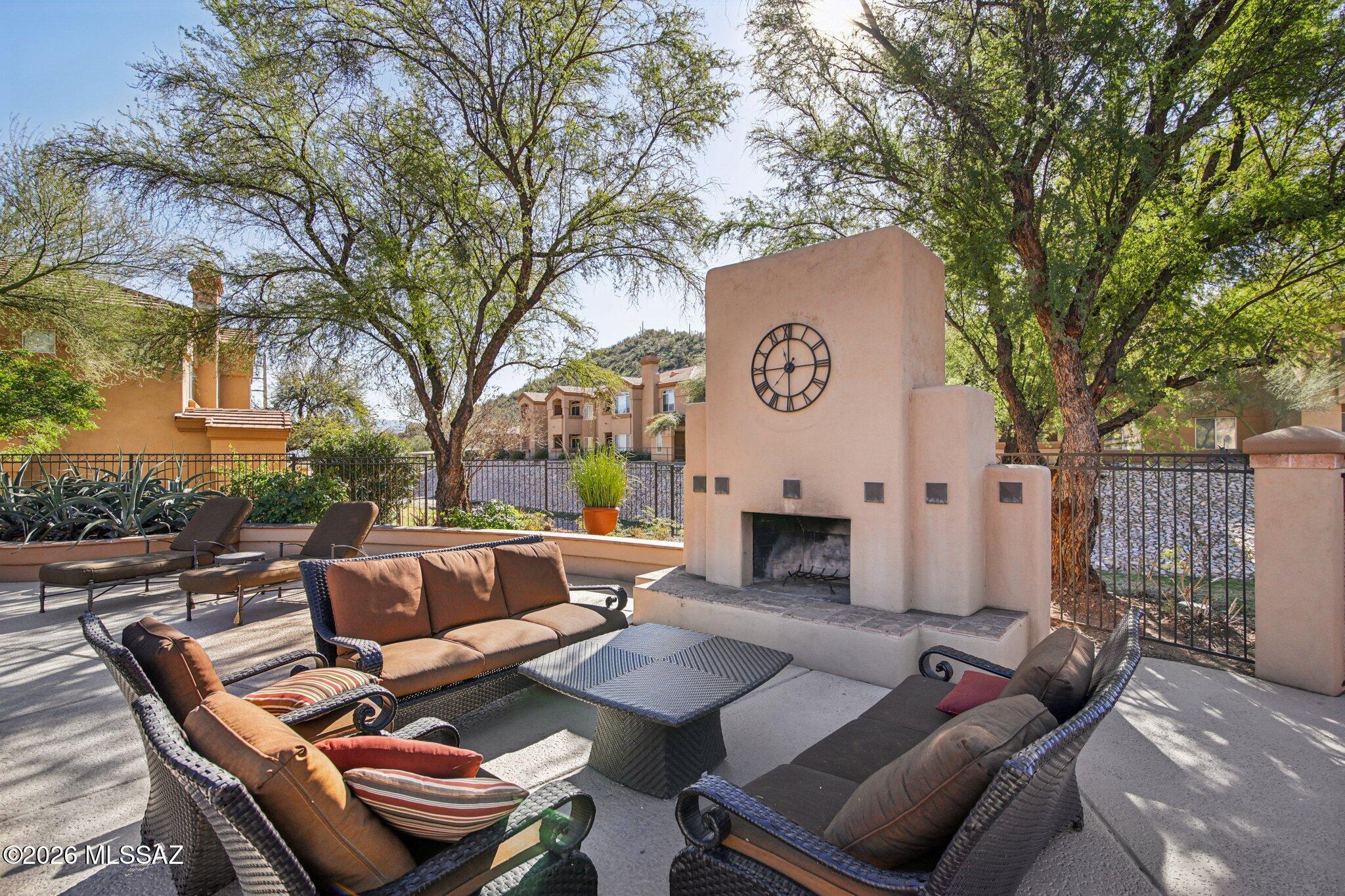 7050 E Sunrise Drive 17204