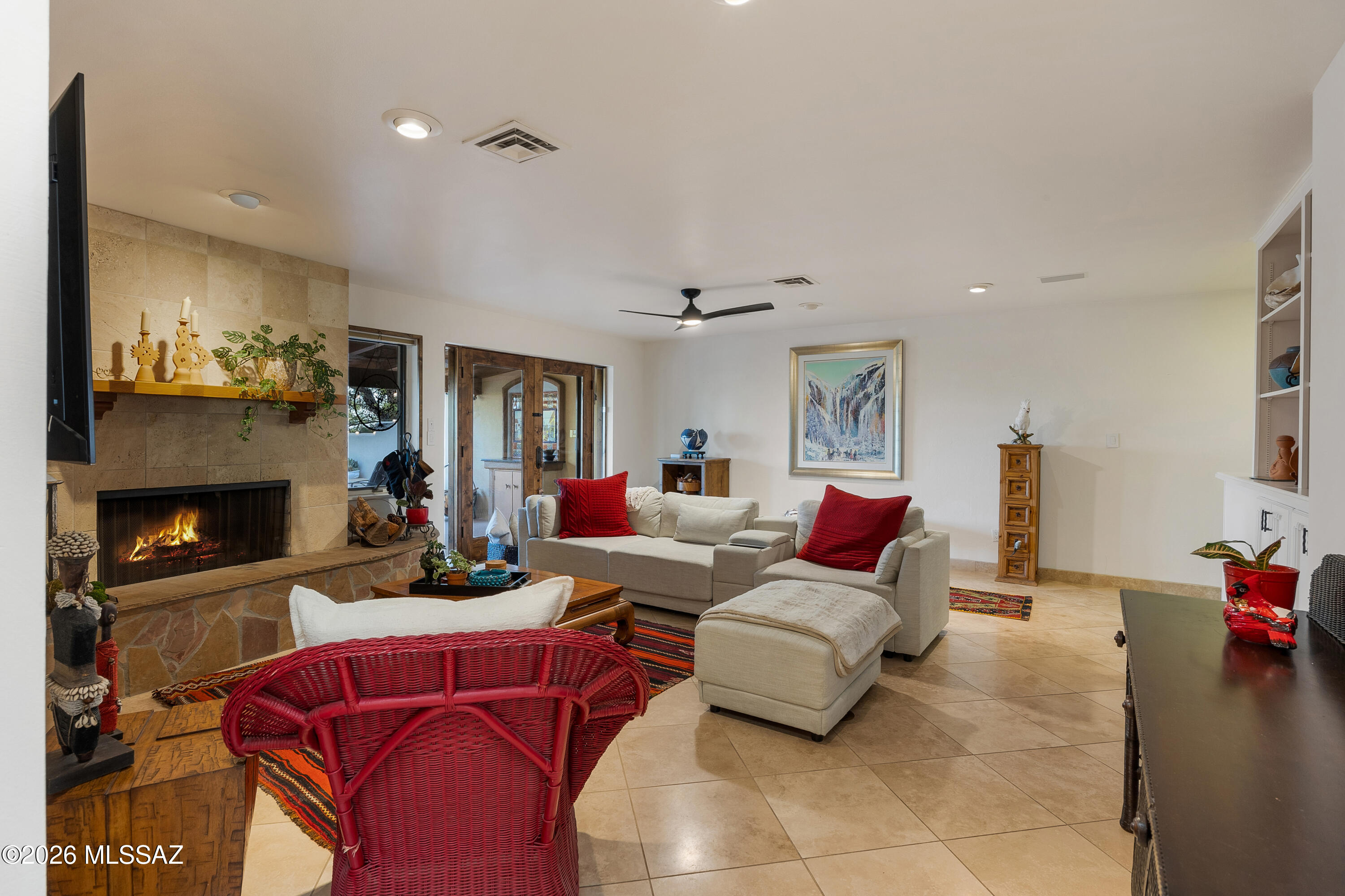 5226 E Mission Hill Drive