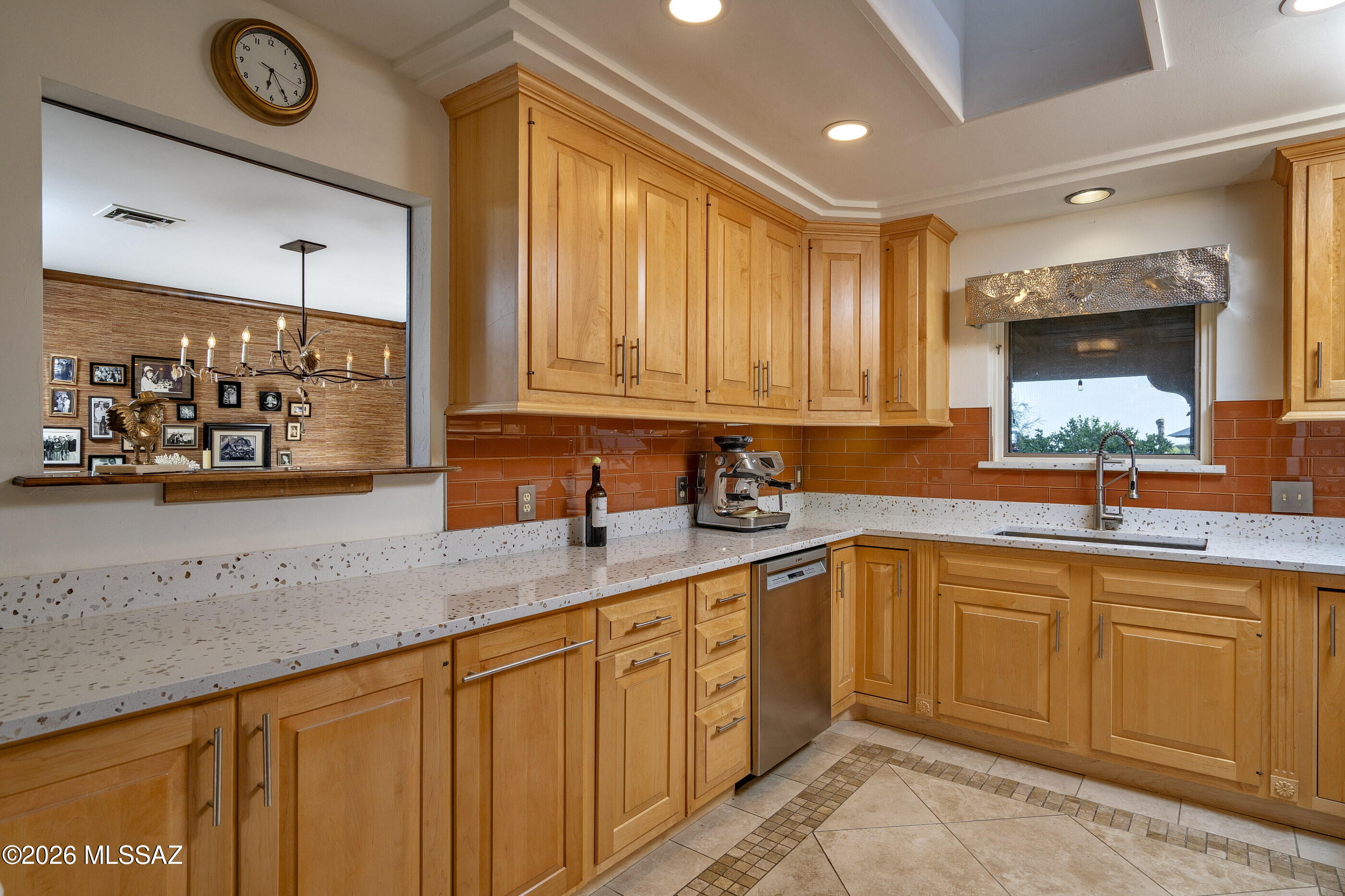 5226 E Mission Hill Drive