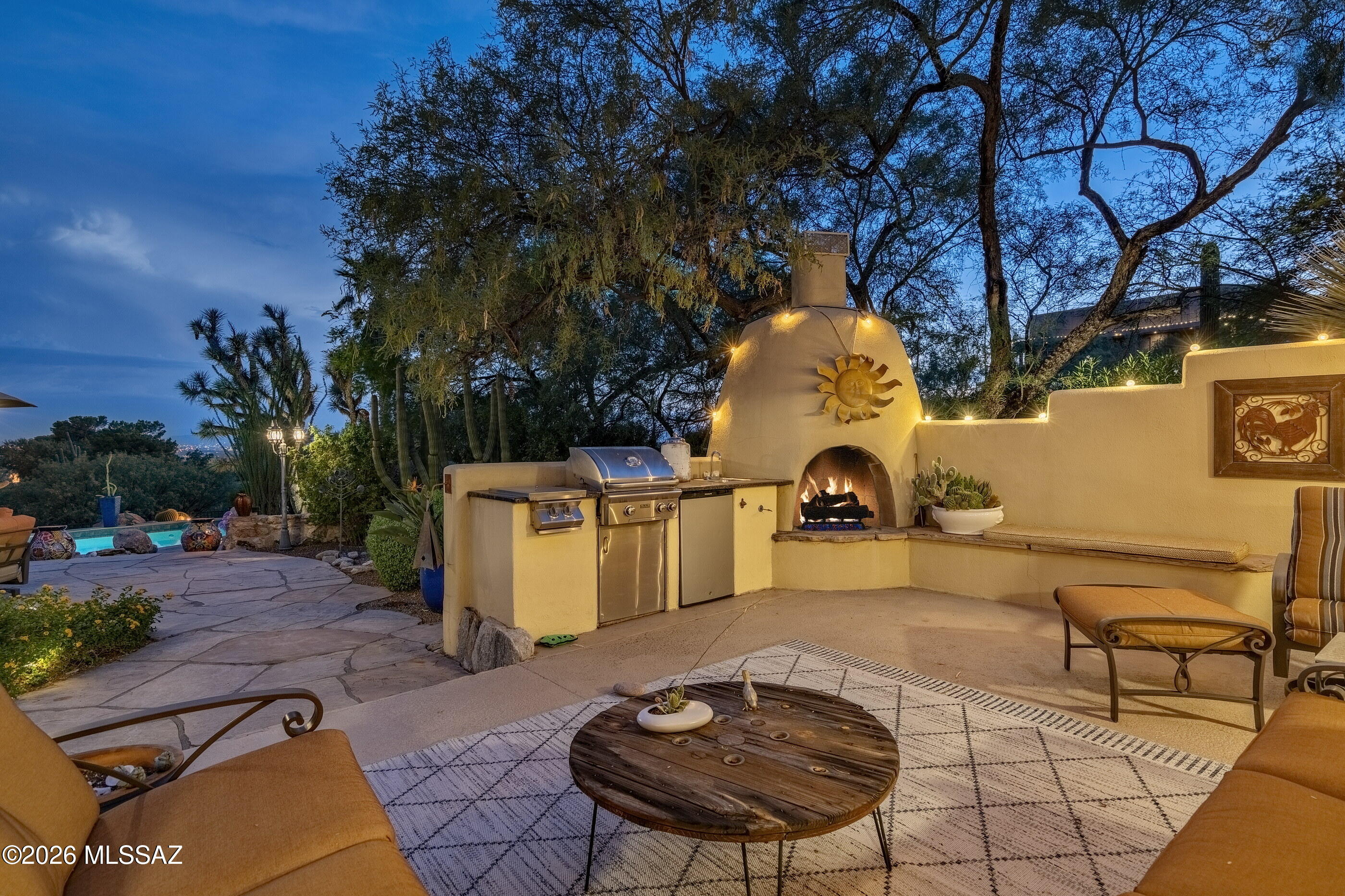 5226 E Mission Hill Drive
