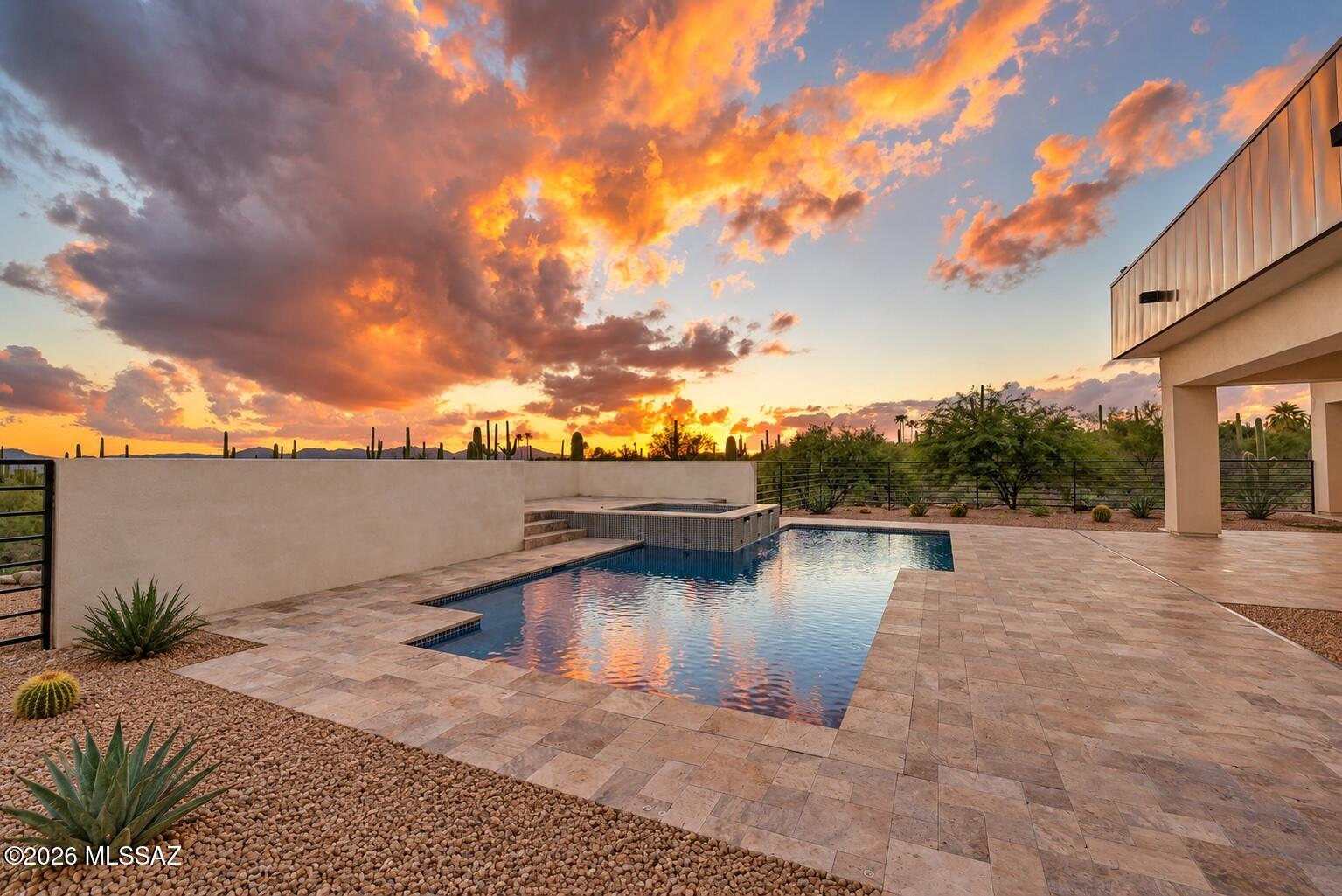 7185 N Agave Ridge Place