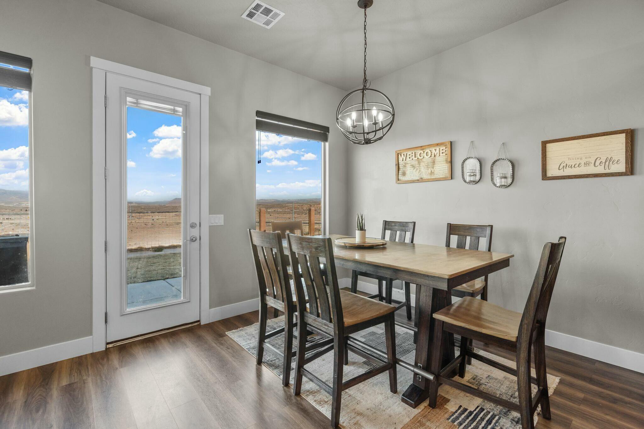 5936 S Desert Crest DR