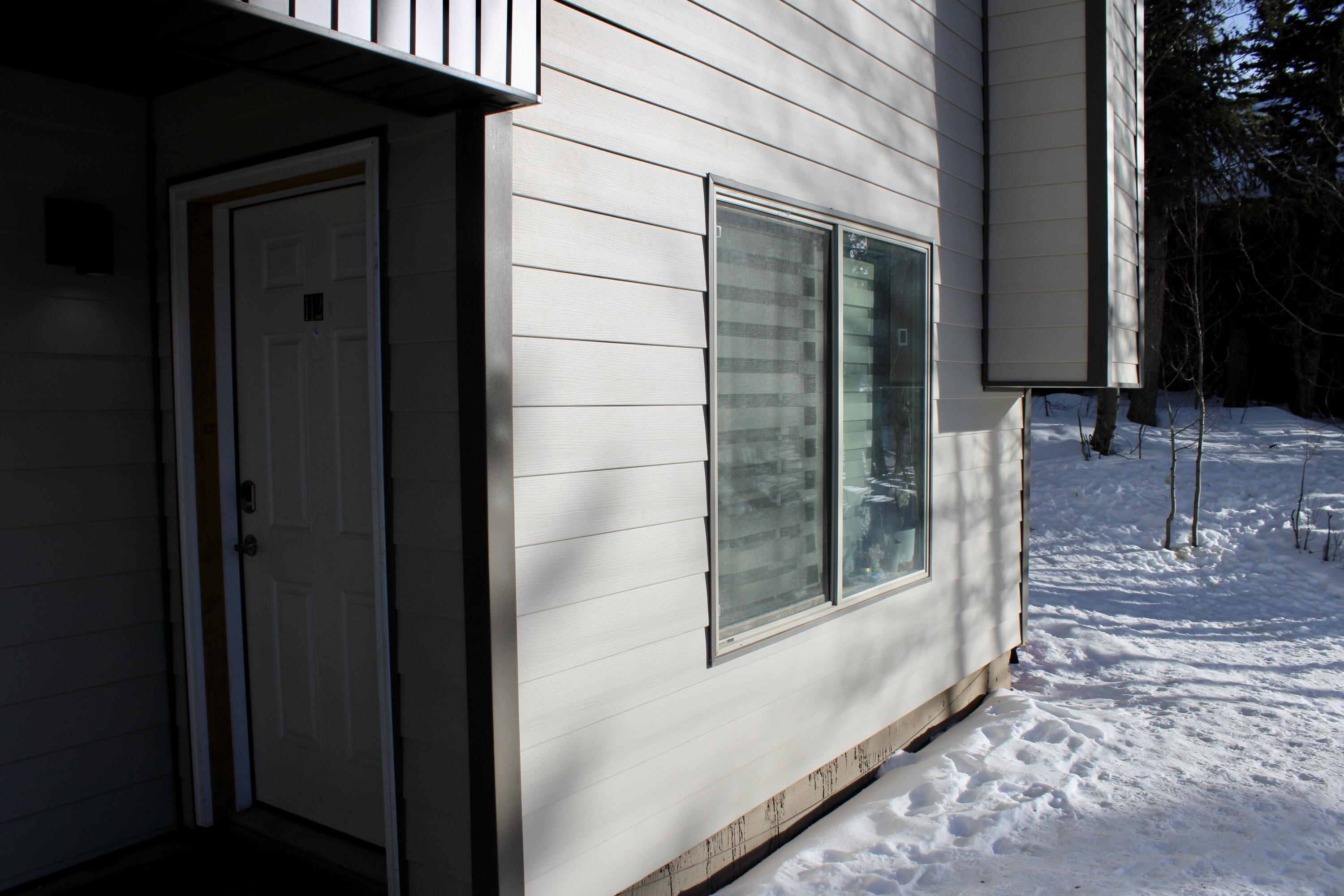 651 S Snowflake LN Unit: #106