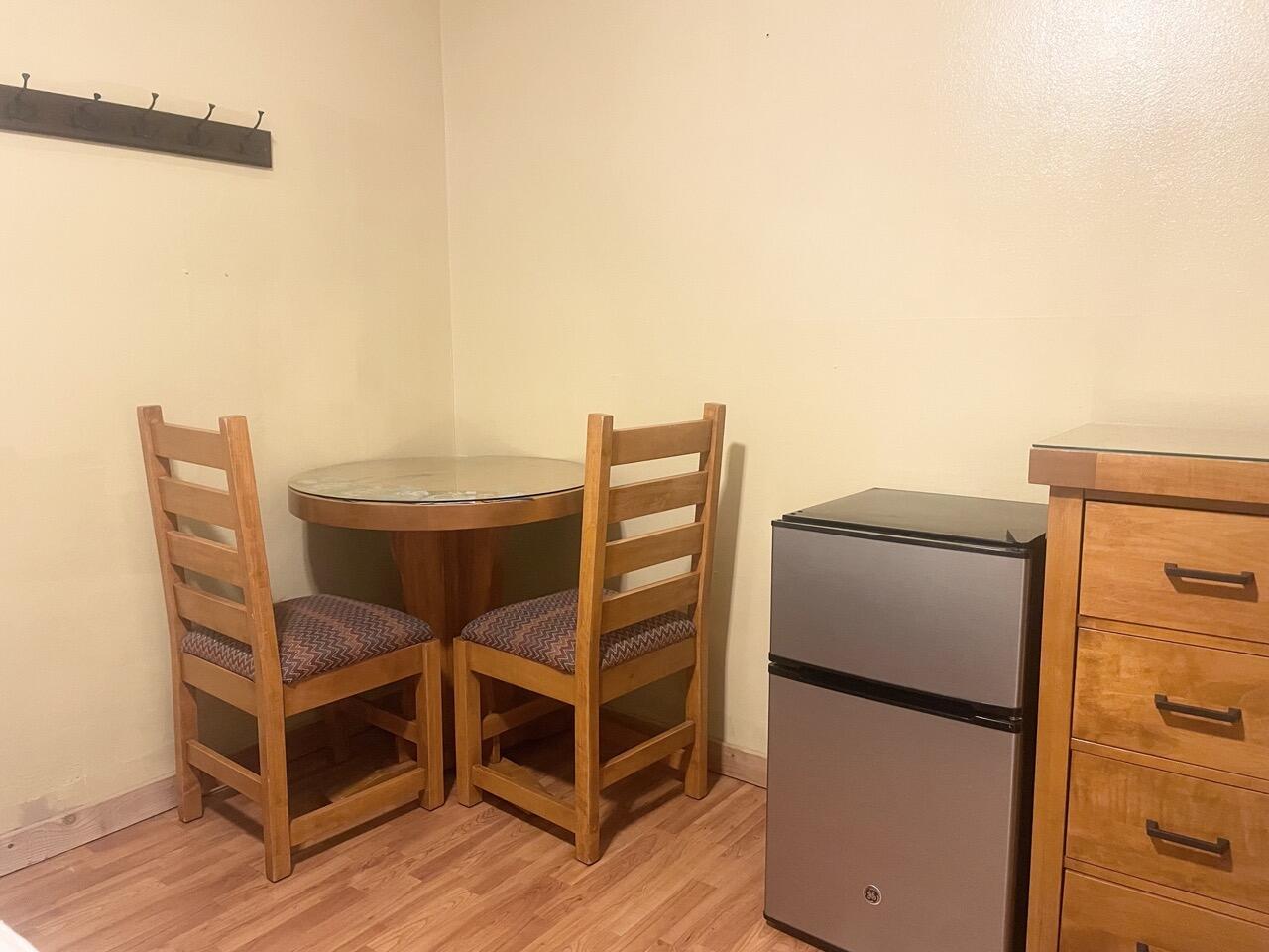 651 S Snowflake LN Unit: #106