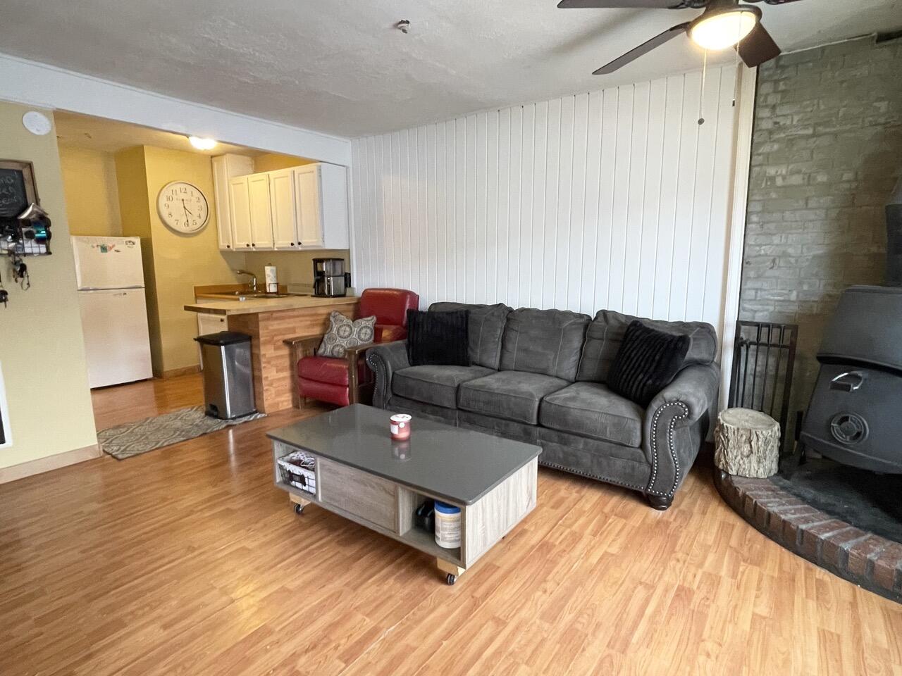 651 S Snowflake LN Unit: #106