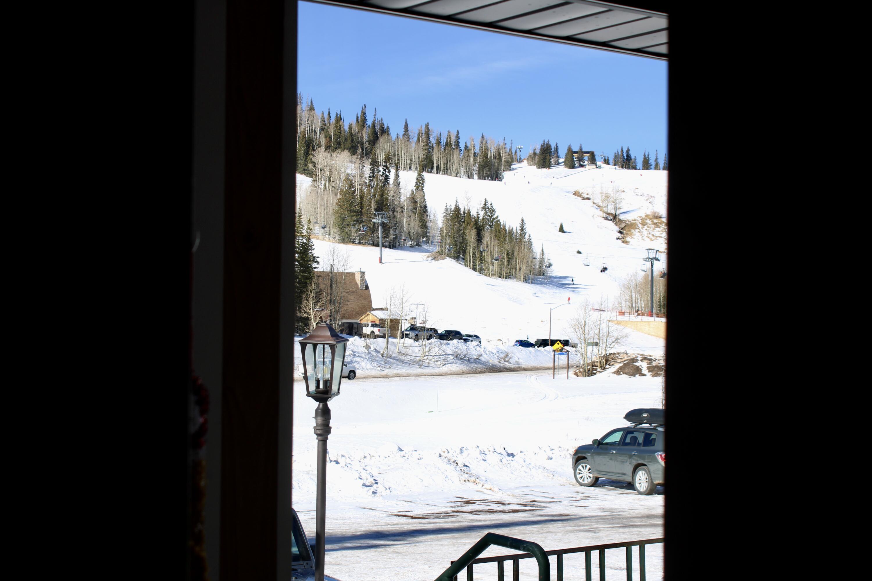 651 S Snowflake LN Unit: #106
