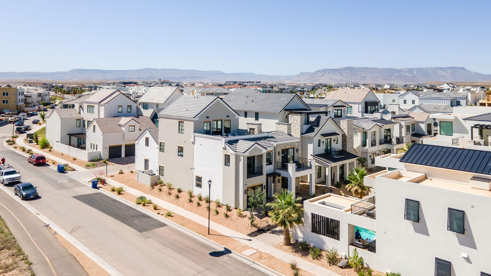 5338 Cyan LN