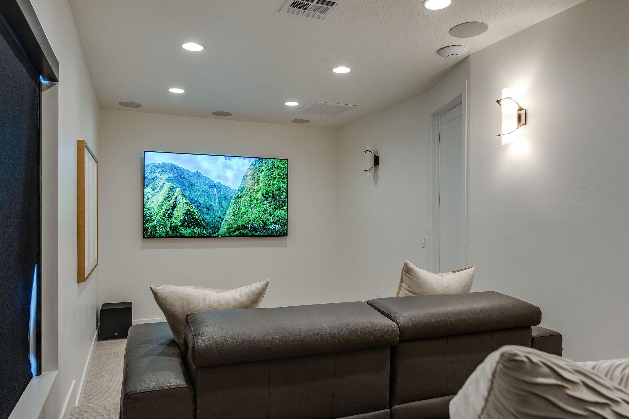 5338 Cyan LN
