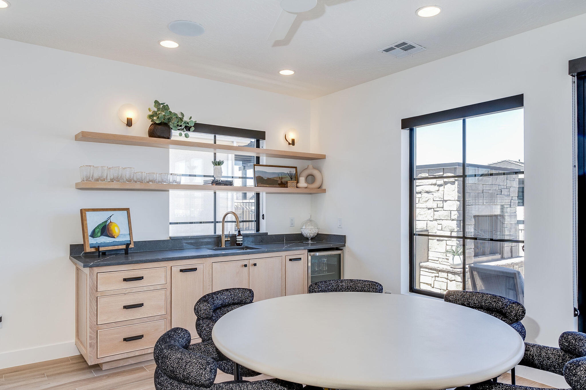 5338 Cyan LN
