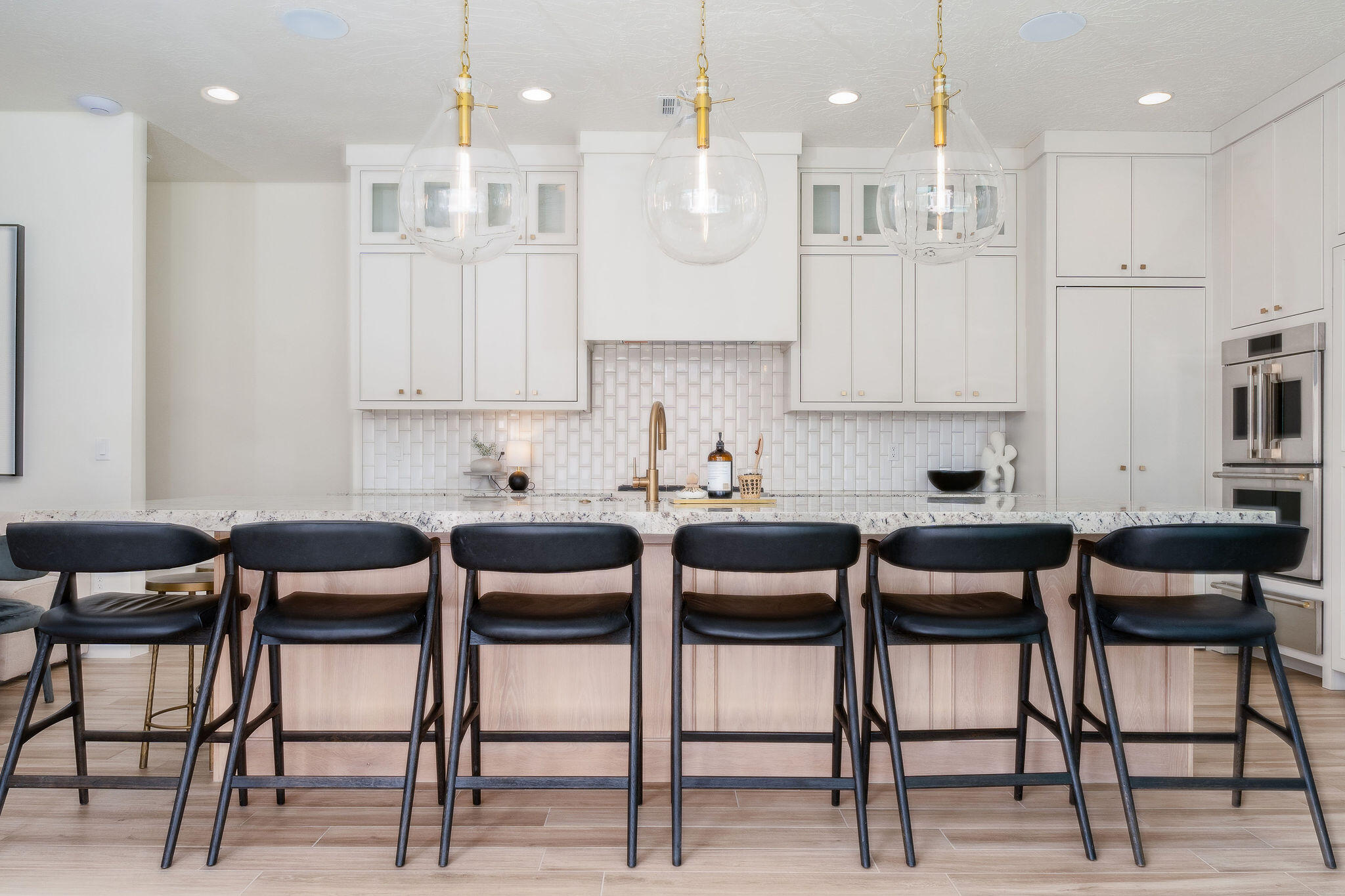 5338 Cyan LN