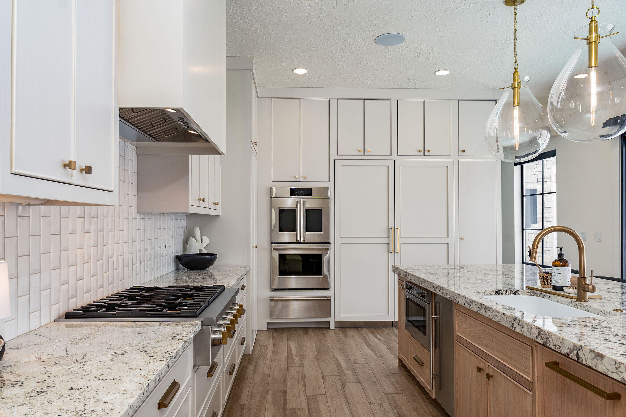 5338 Cyan LN