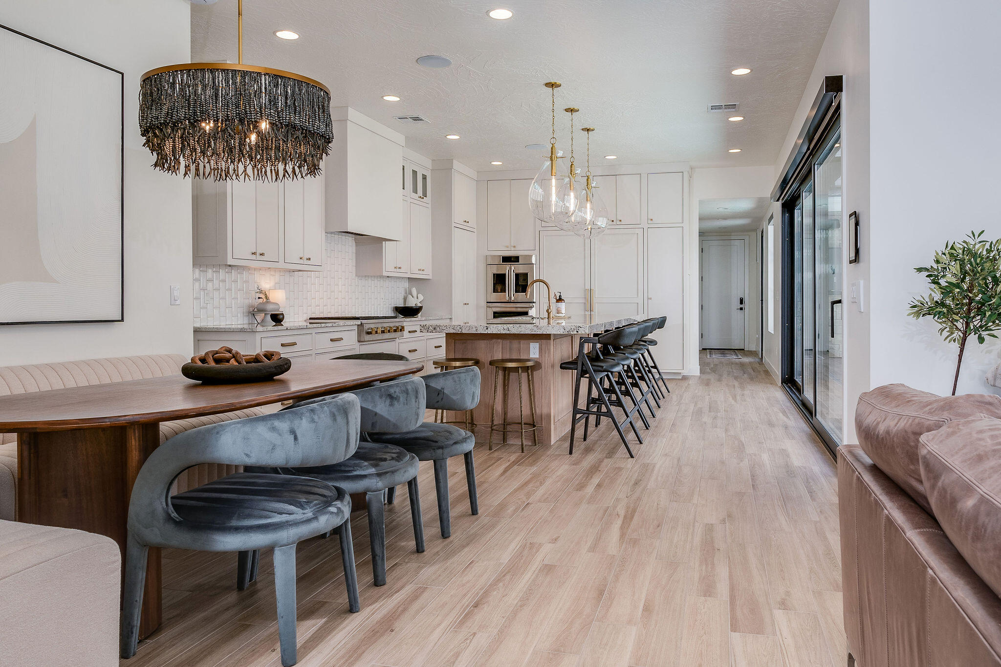5338 Cyan LN